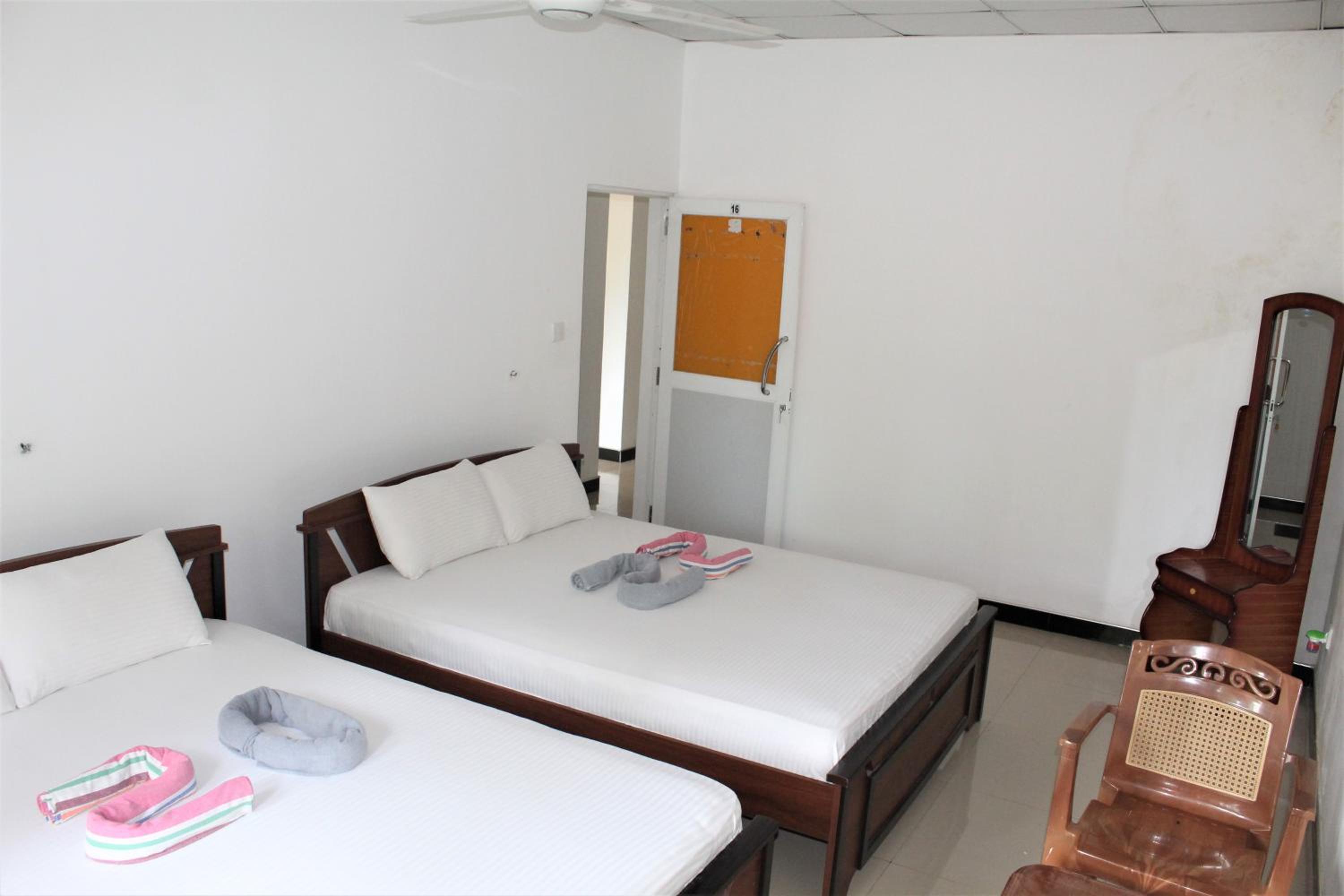 Luxury Quadruple Room photo 2