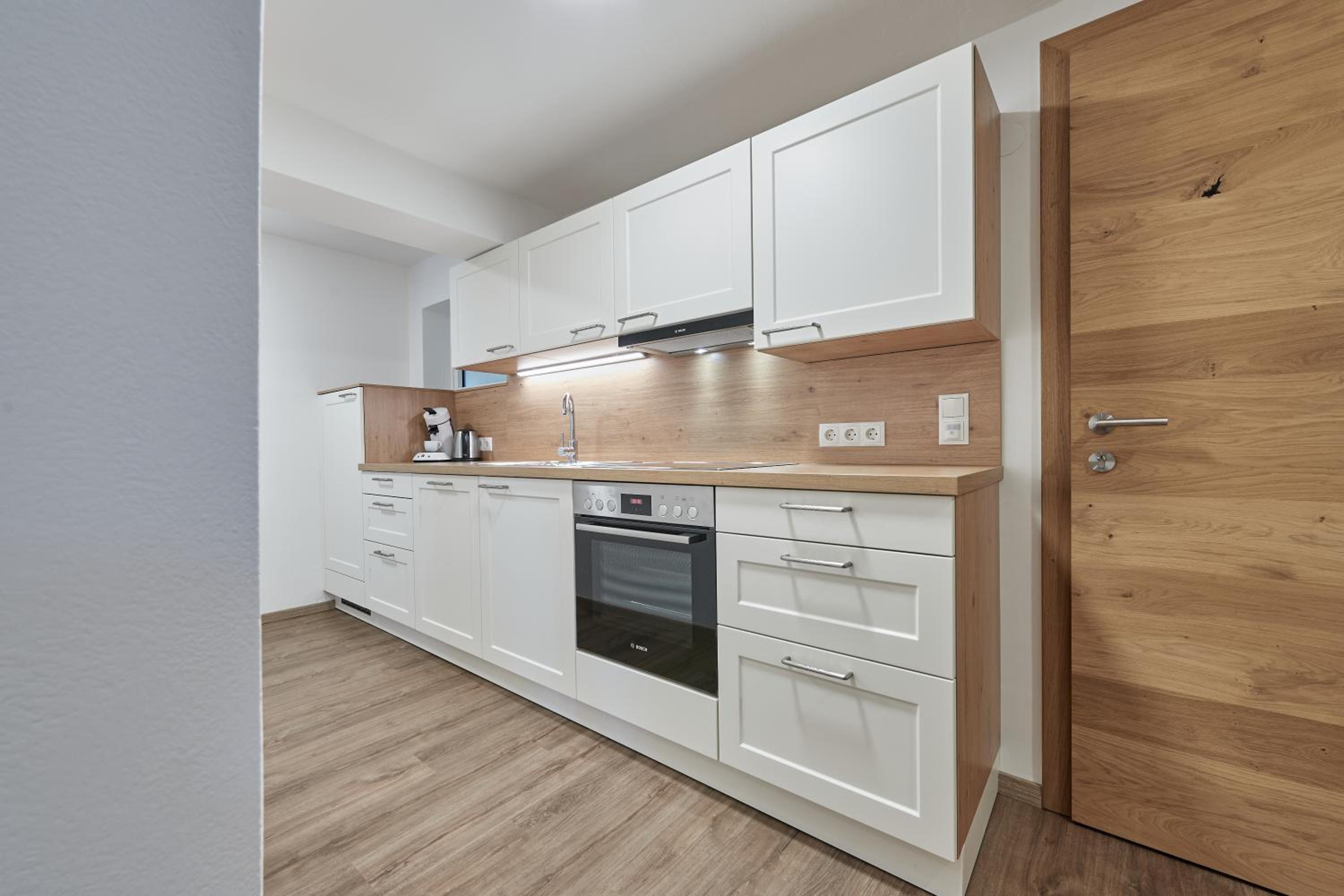 Three-Bedroom Apartment with Balcony photo 3