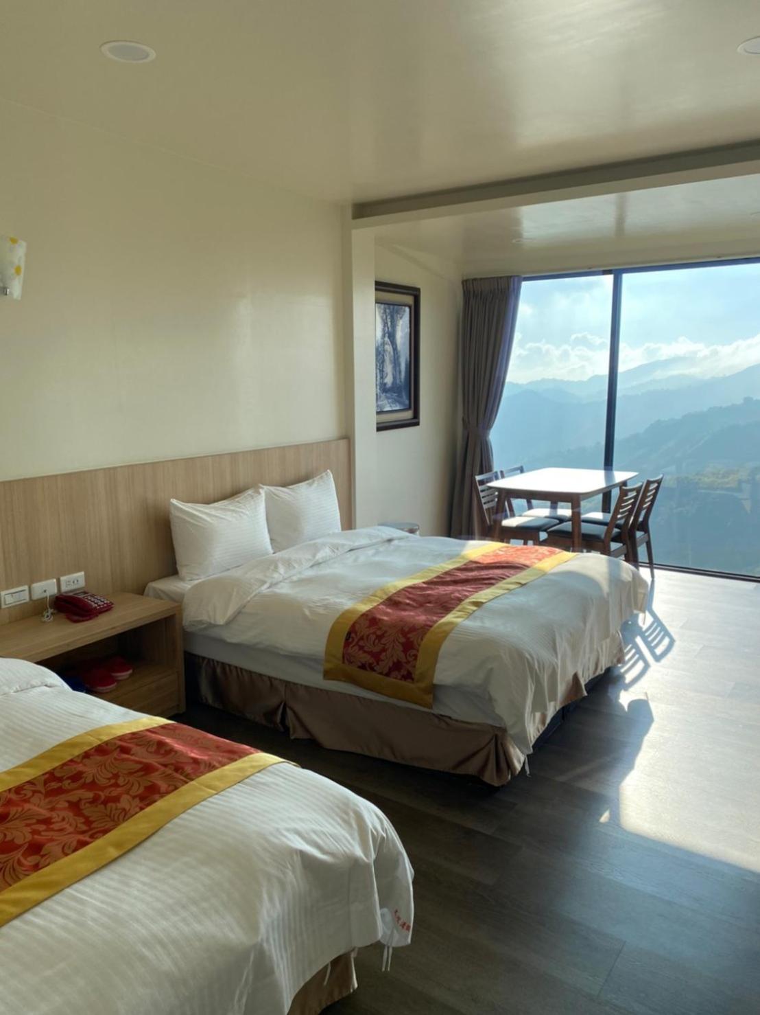 Quadruple Room with Mountain View
