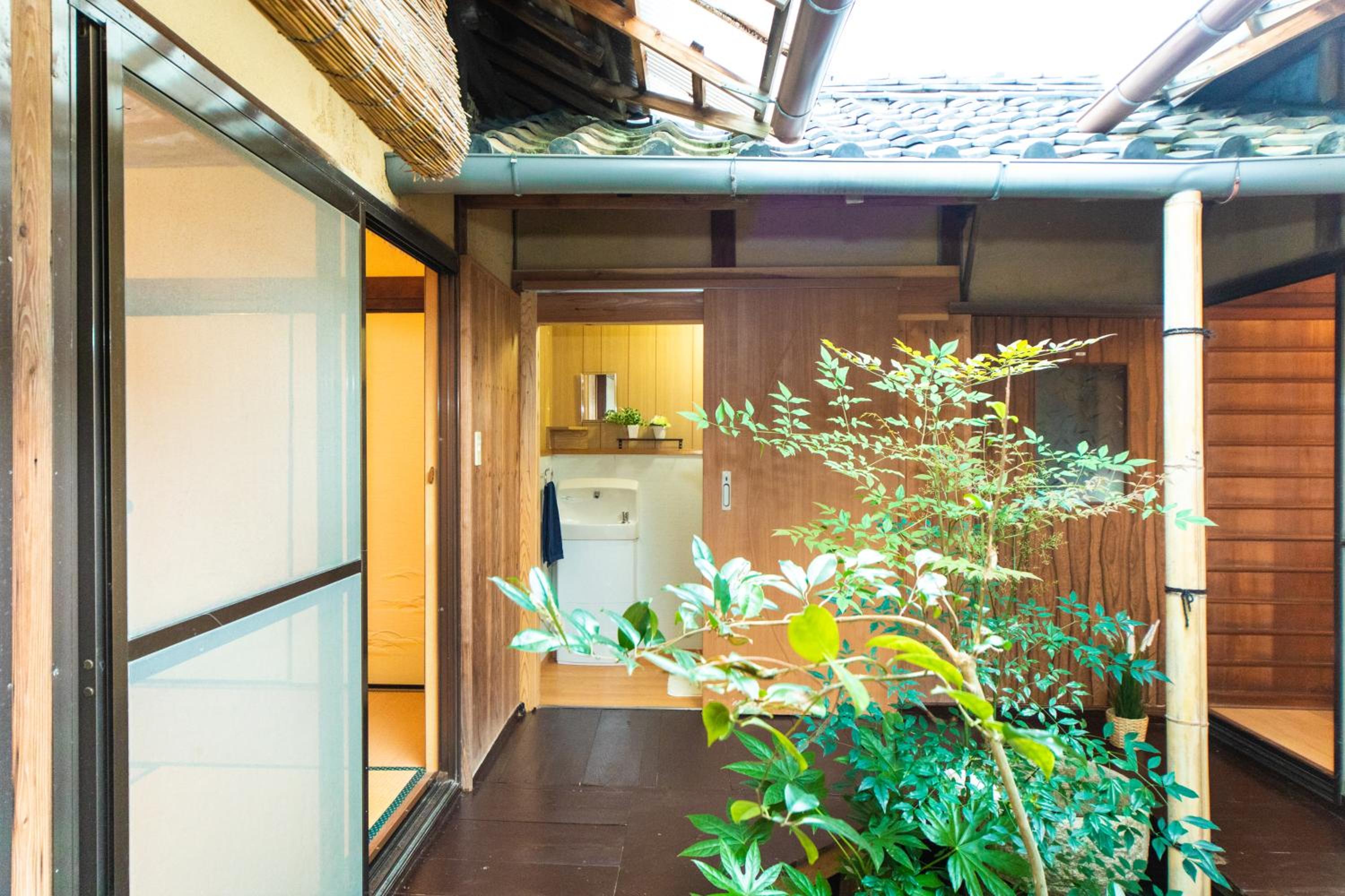 Two-Bedroom House - Photo 12