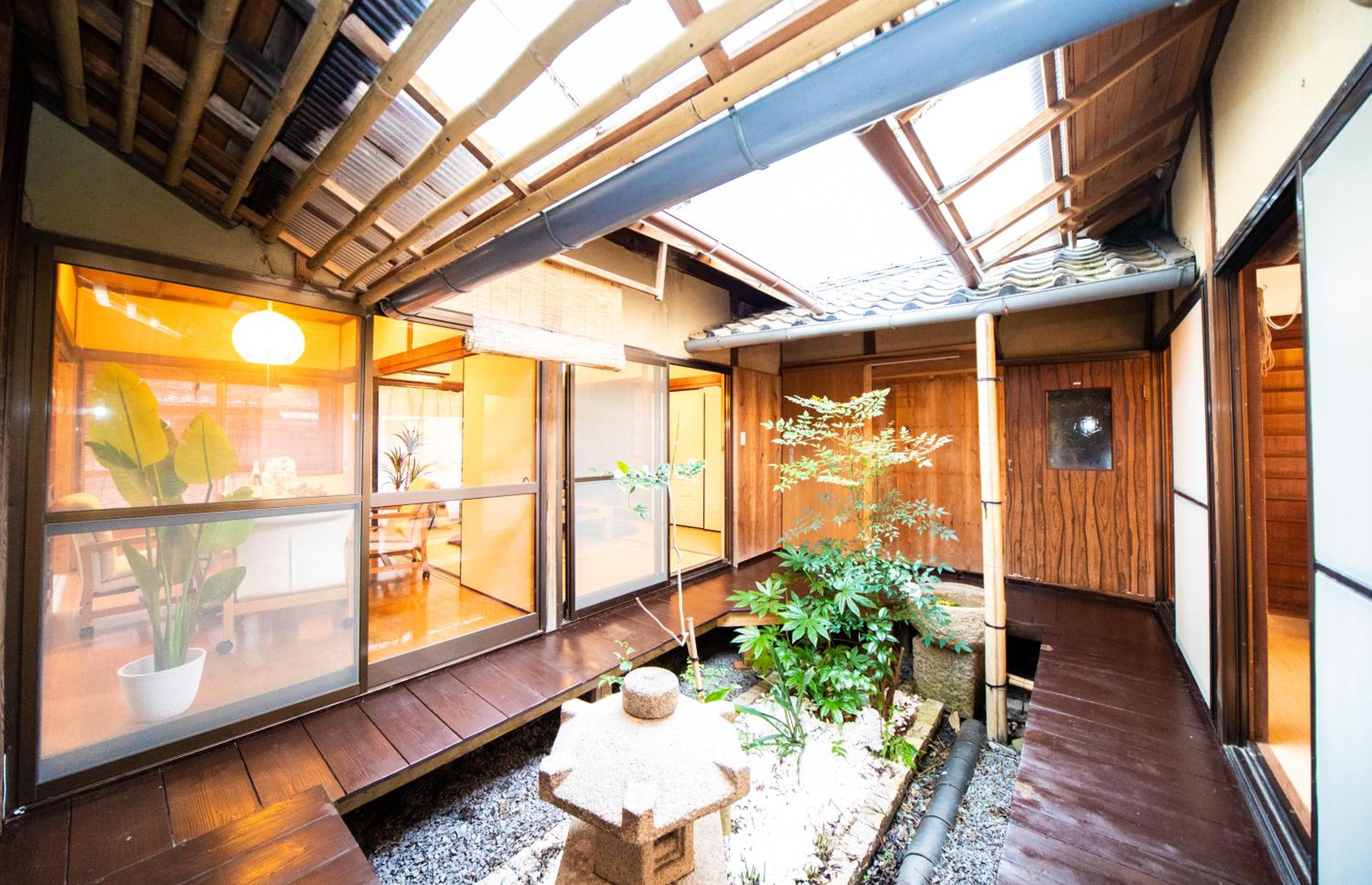Two-Bedroom House - Photo 10