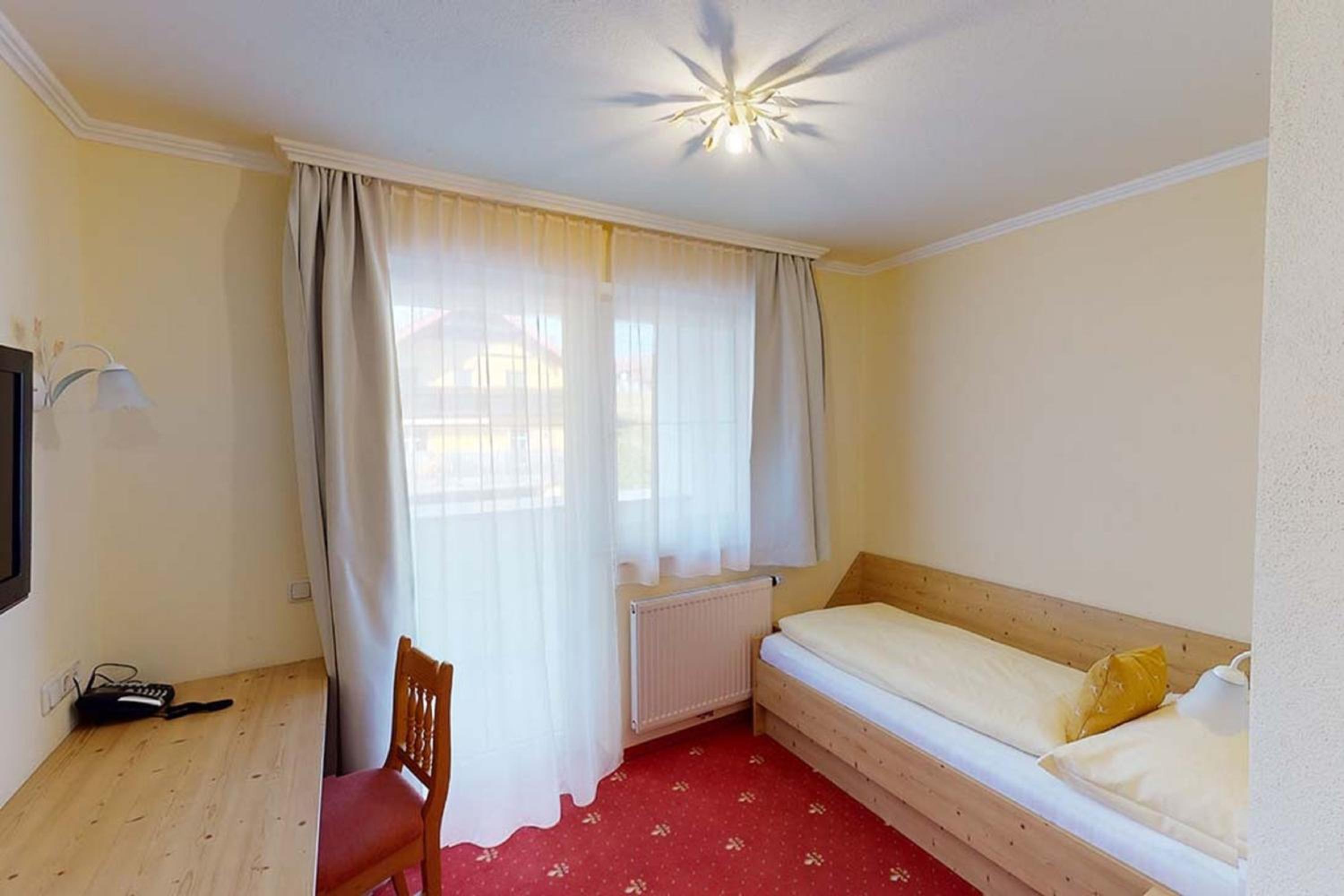 Single Room photo 1