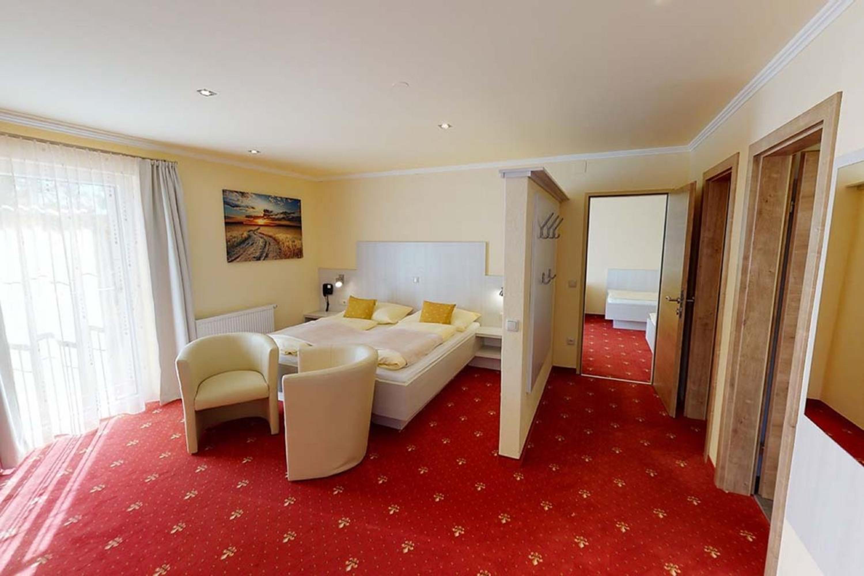 Family Room photo 1
