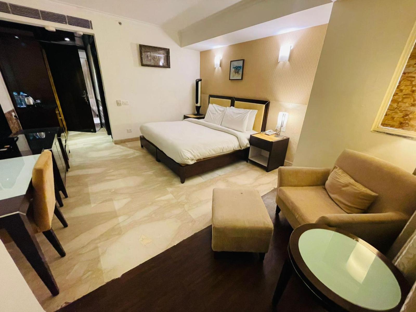 Superior Double Room - Photo 2