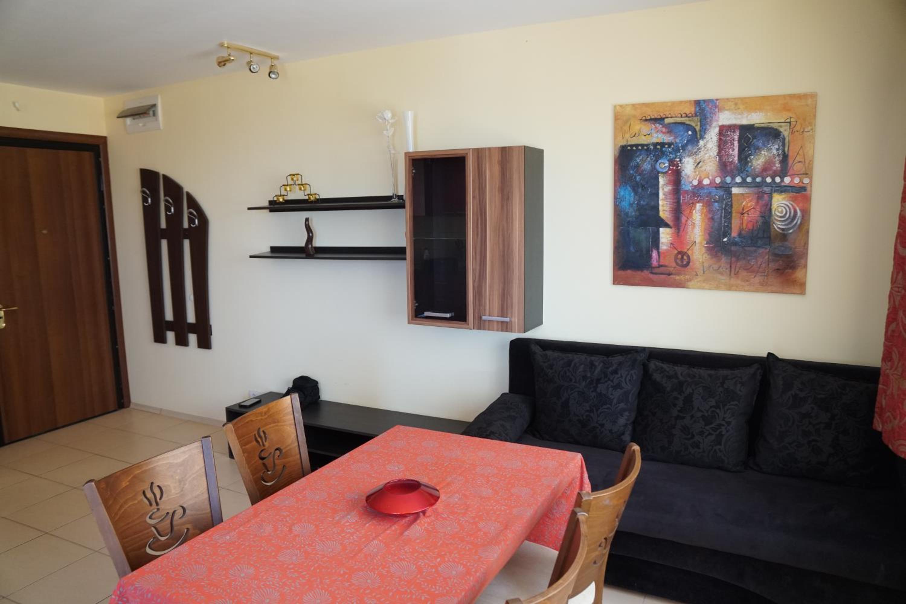 Apartment with Sea View photo 2