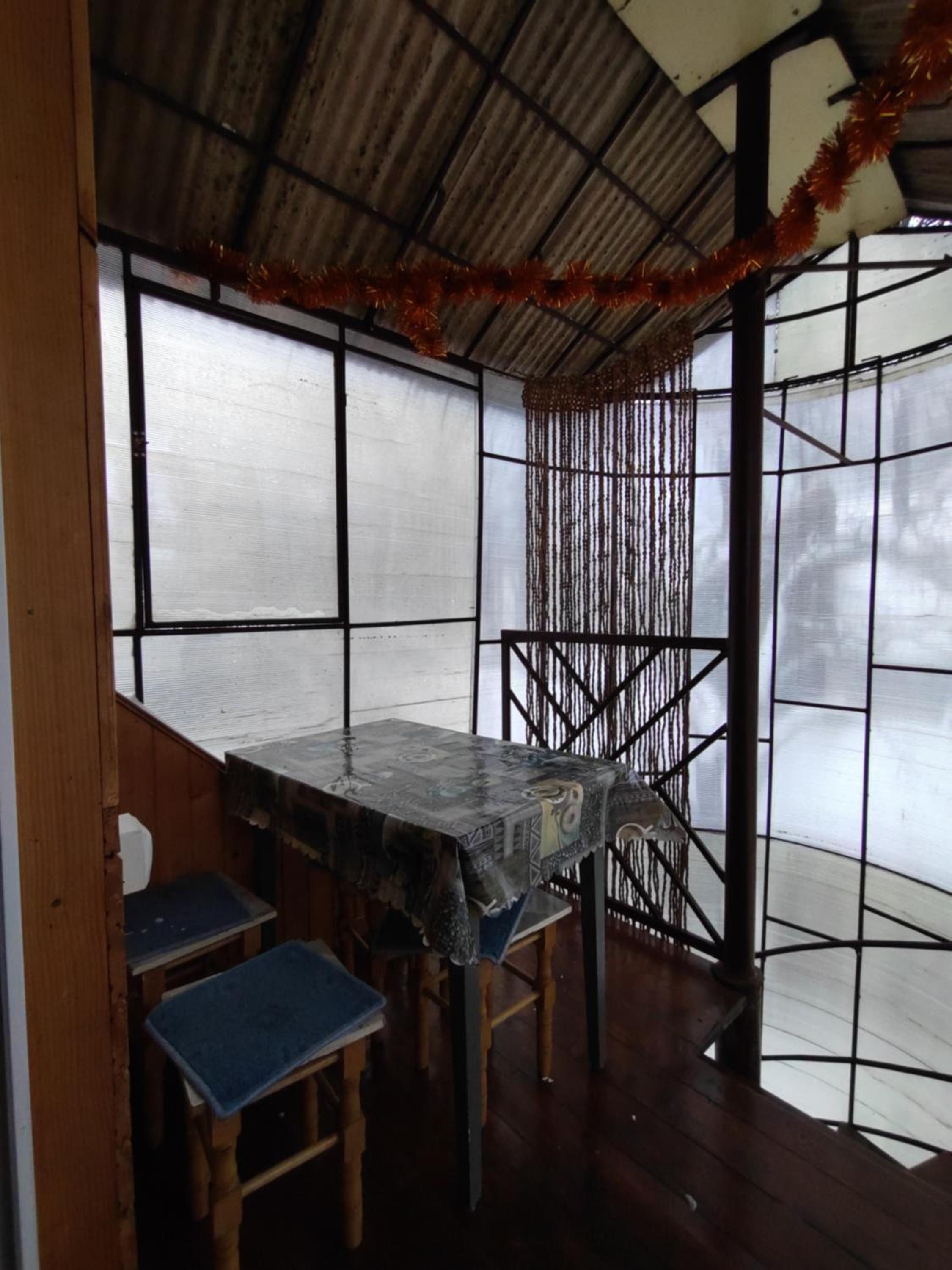 Family Room with Balcony photo 2