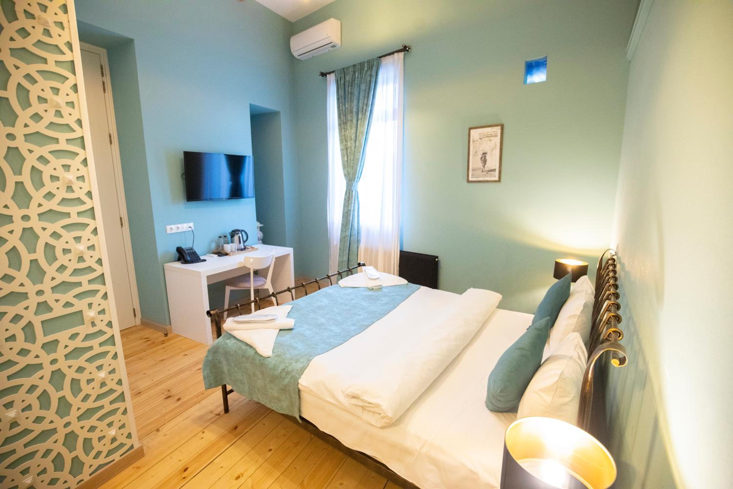Standard Double Room photo 2