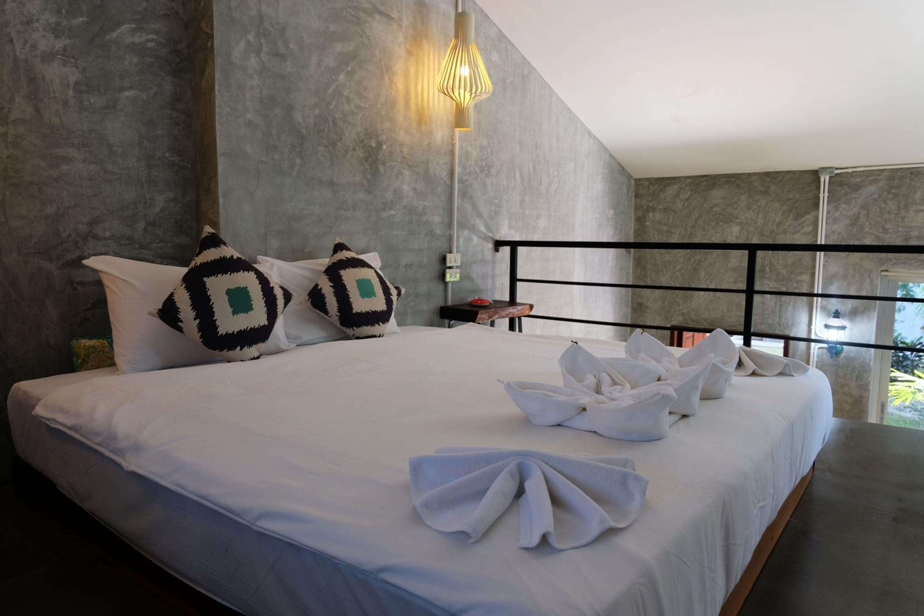 King Room with Garden View photo 3