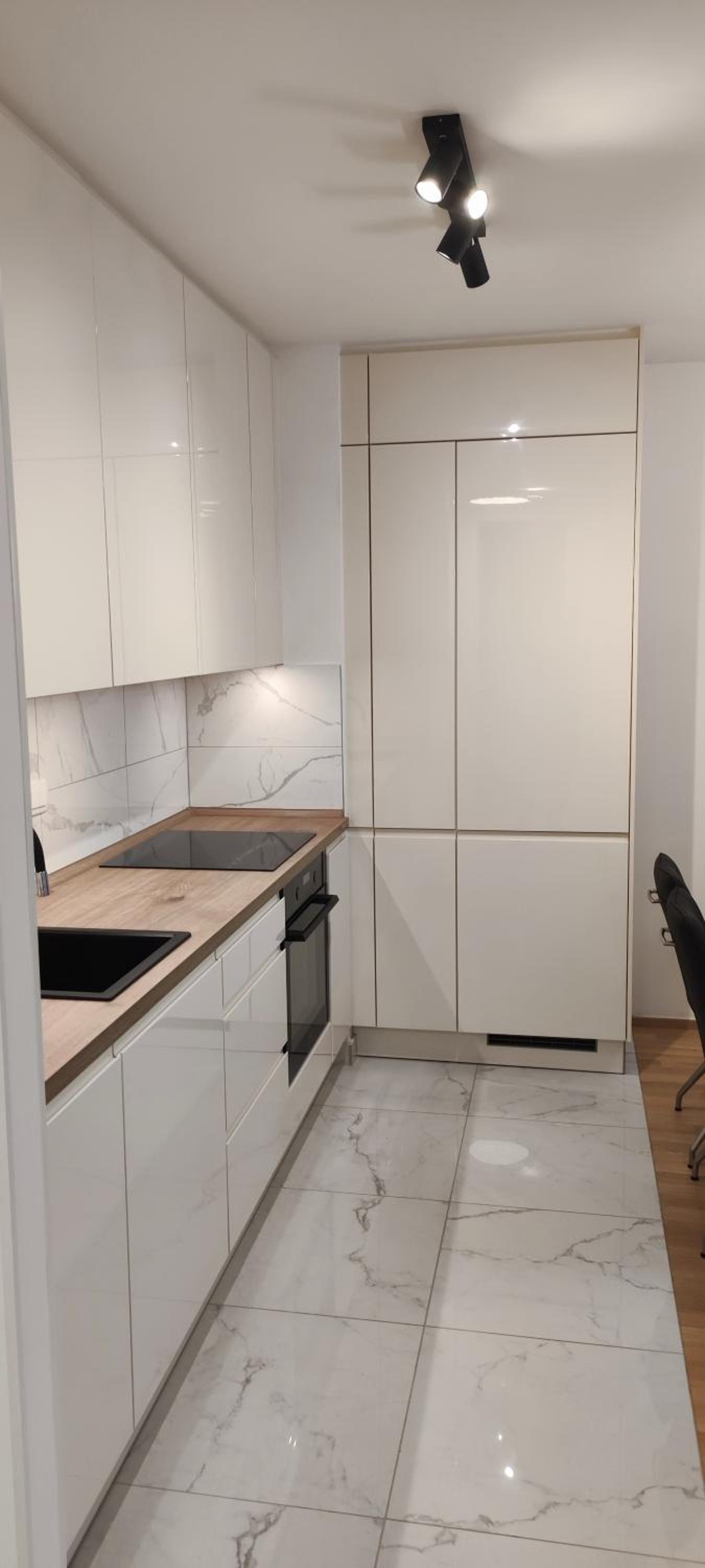Two-Bedroom Apartment - Photo 20