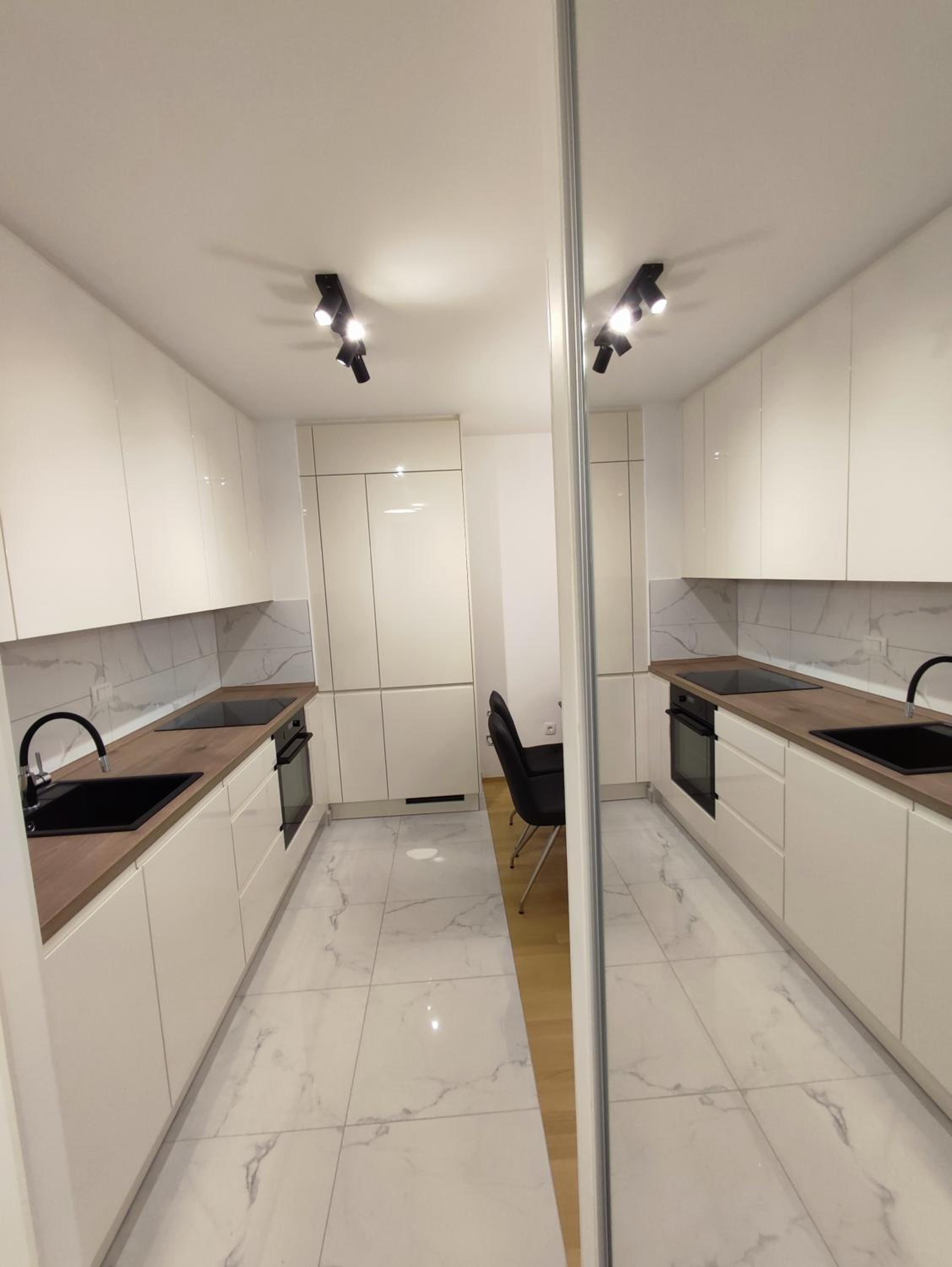 Two-Bedroom Apartment - Photo 19