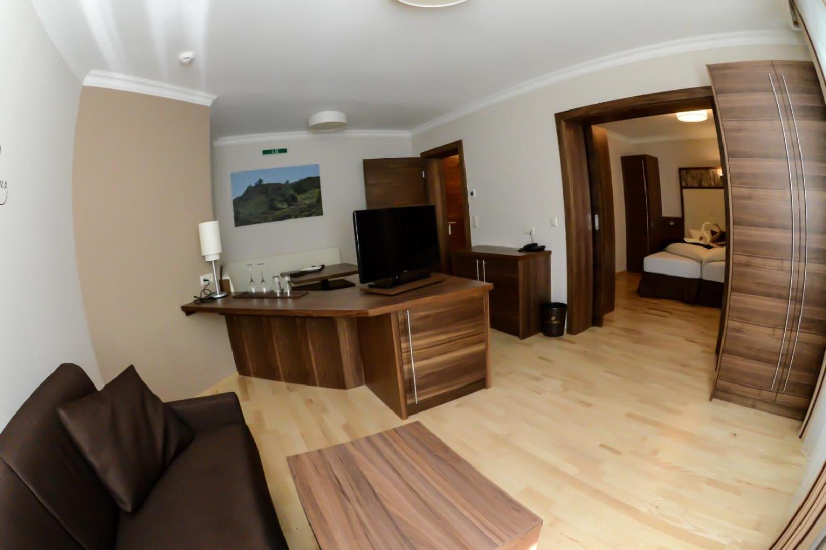 Deluxe Junior Suite photo 1