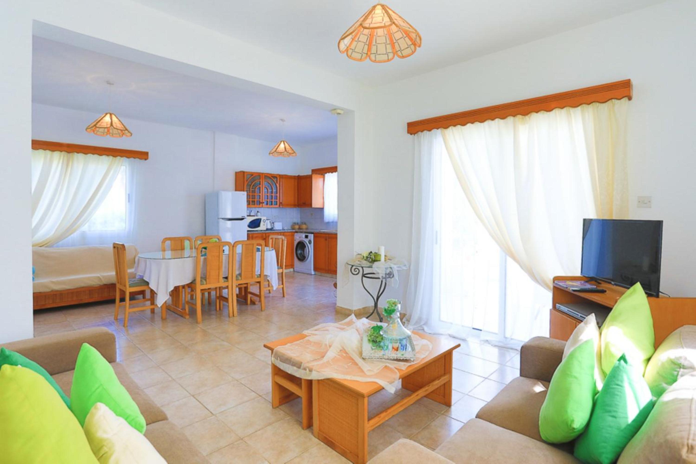 Three-Bedroom Villa photo 1