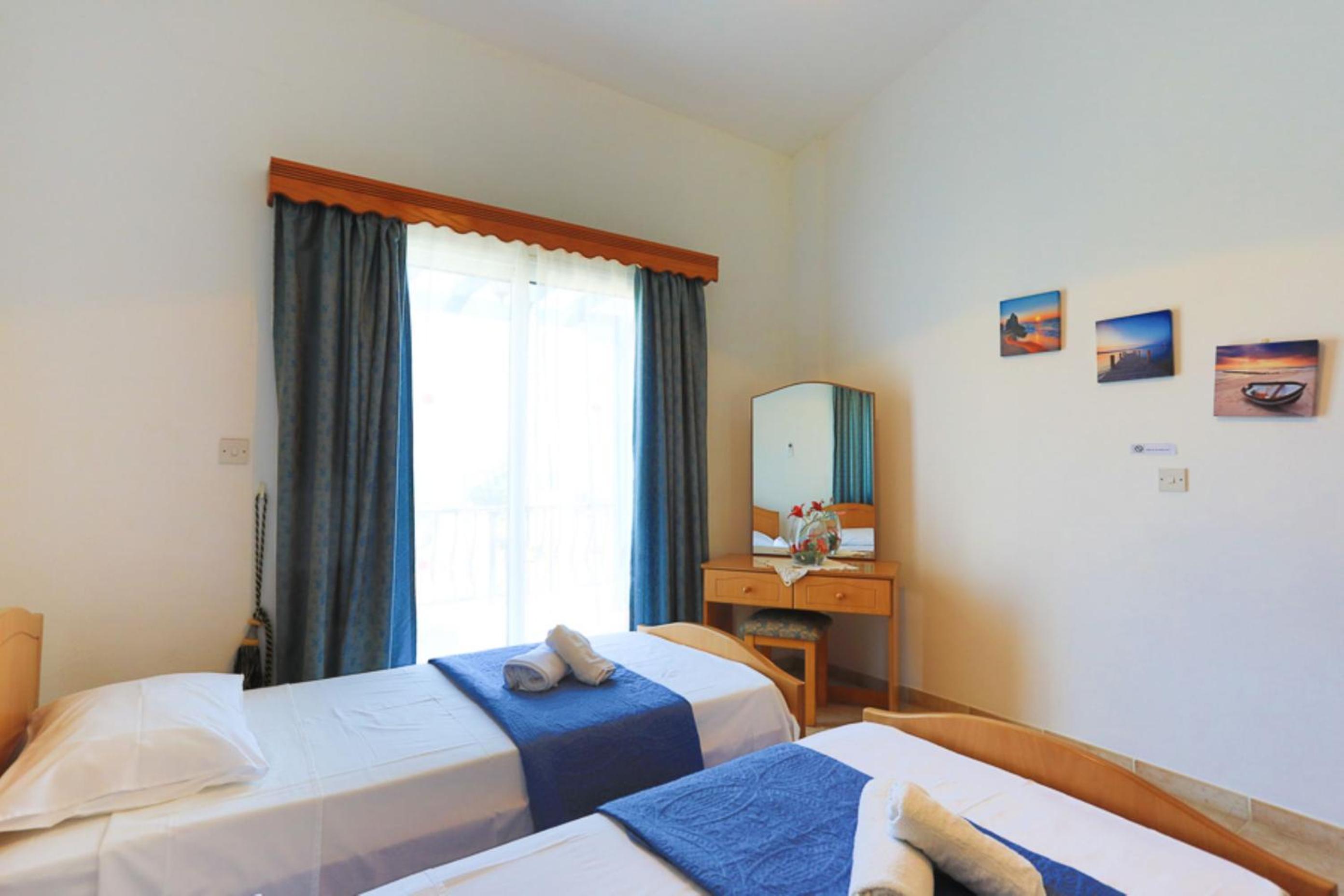 Three-Bedroom Villa photo 1