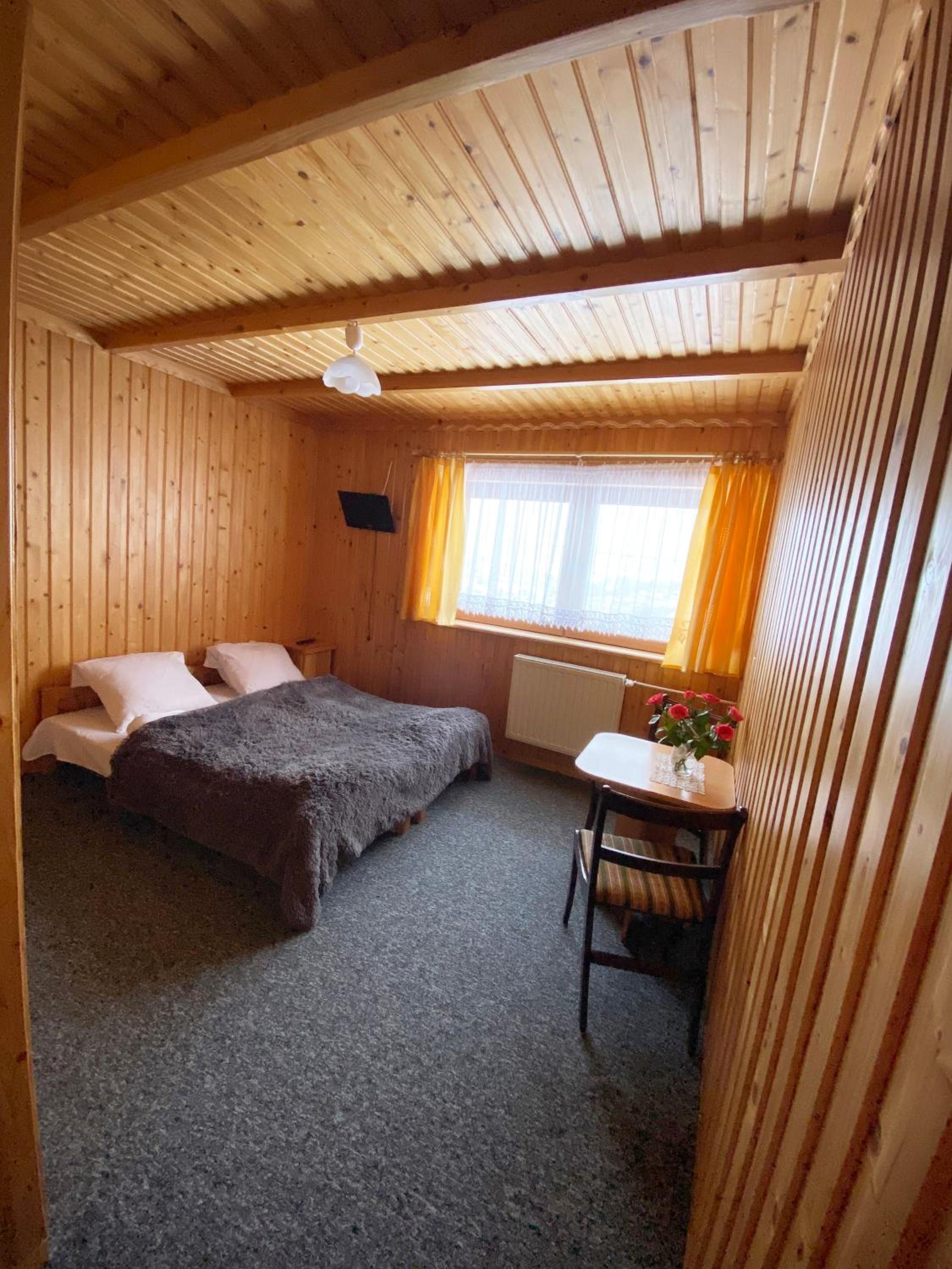 Double Room - Photo 2