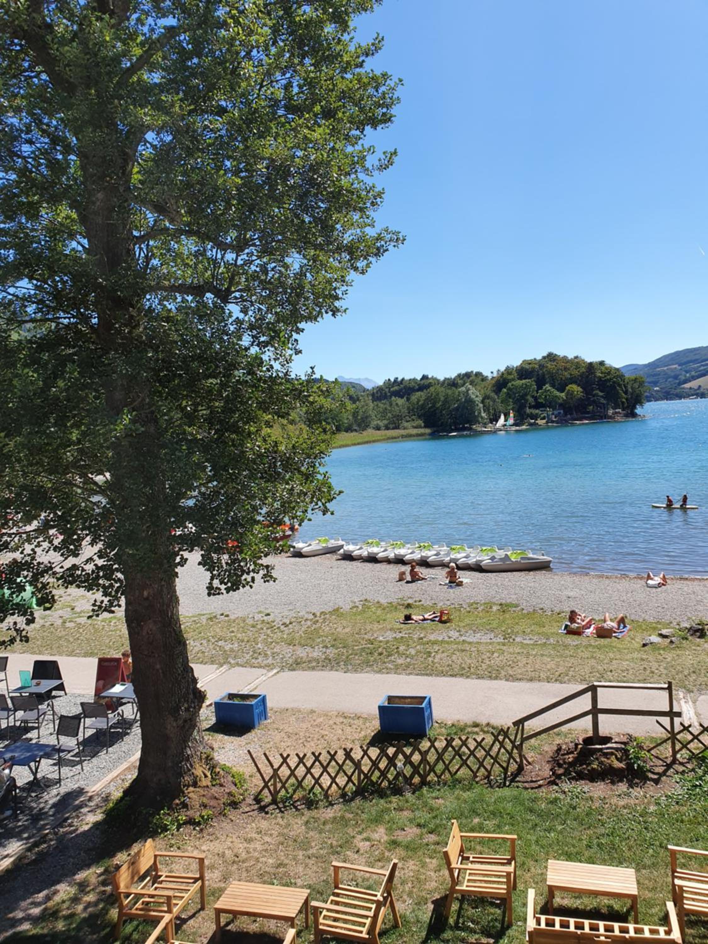 Quadruple Room with Lake View photo 1