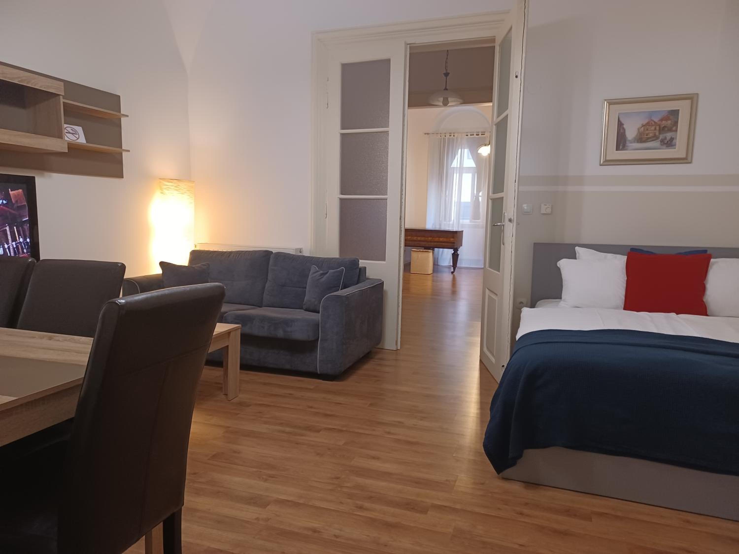 Three-Bedroom Apartment - Photo 15