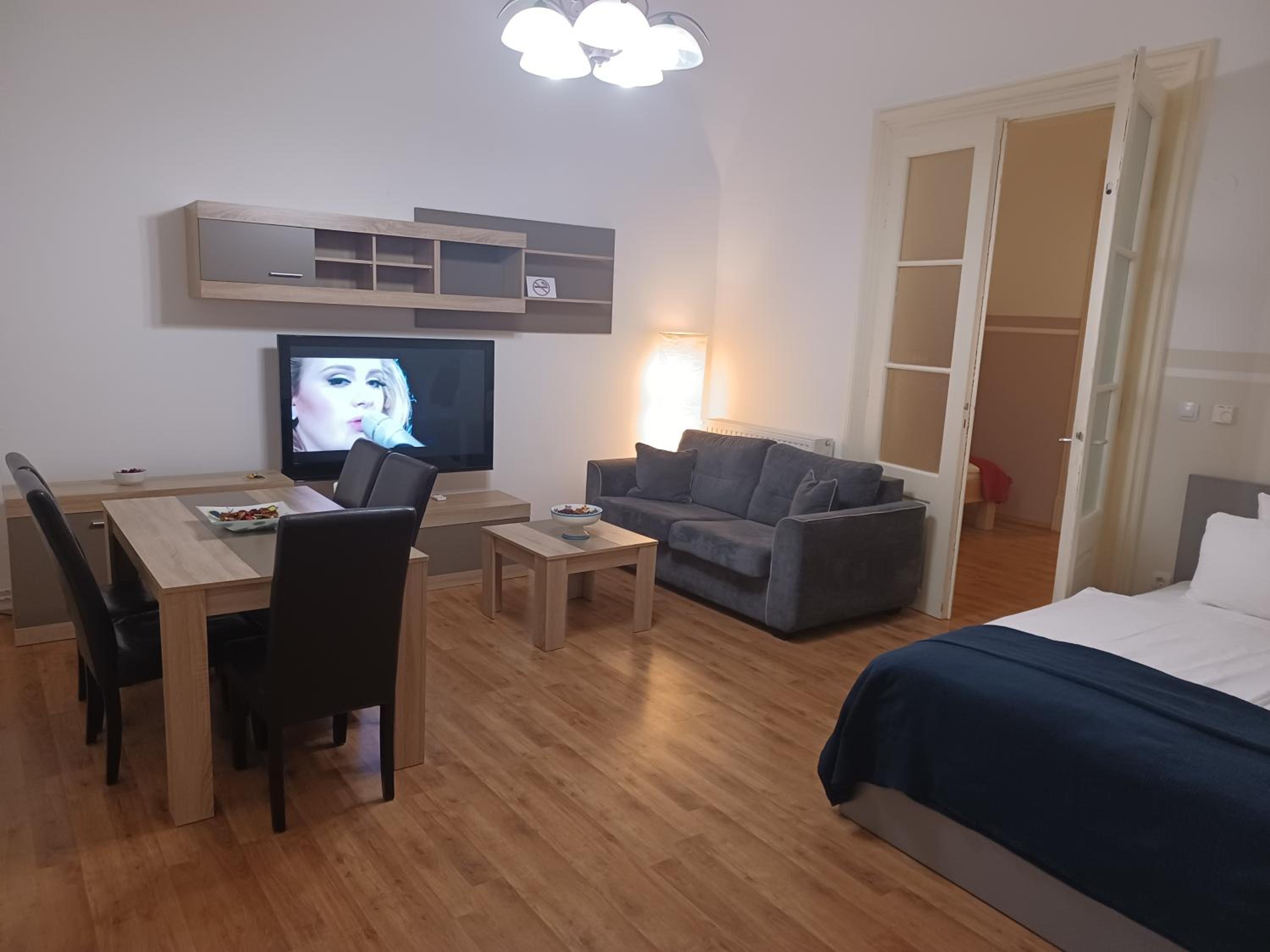 Three-Bedroom Apartment - Photo 14
