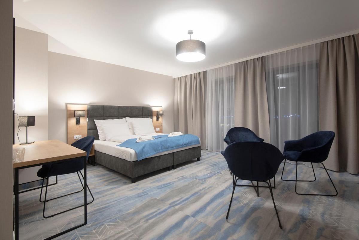 Double Room with Balcony photo 3