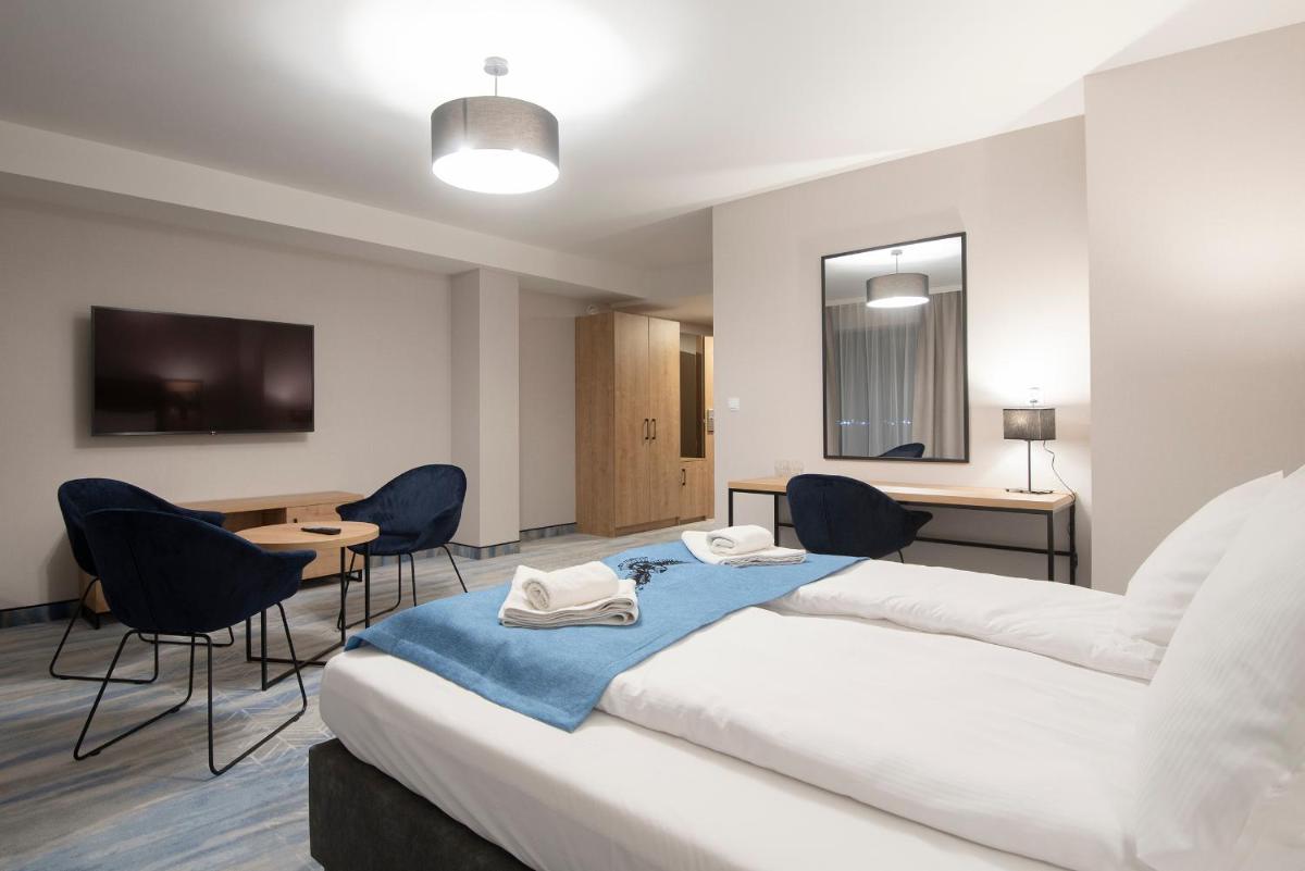 Double Room with Balcony photo 2