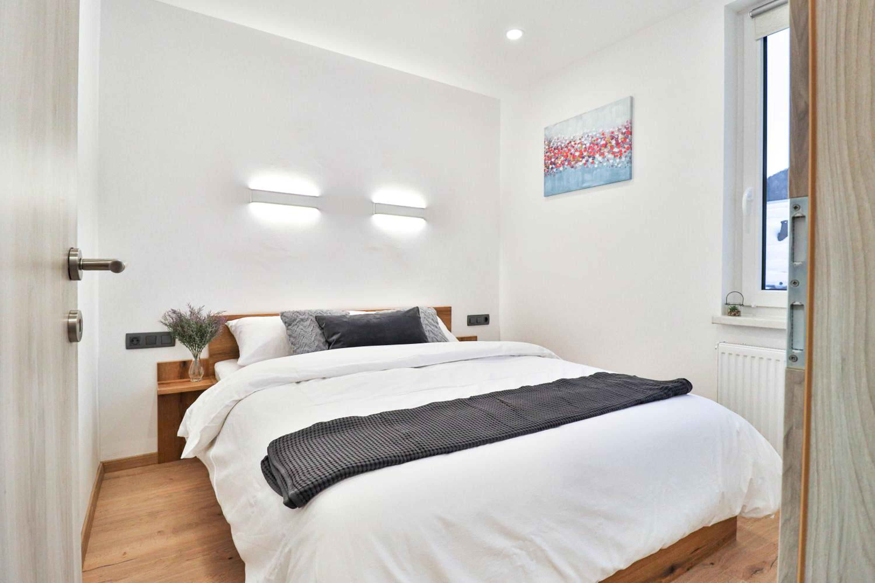 Apartment with Mountain View photo 1