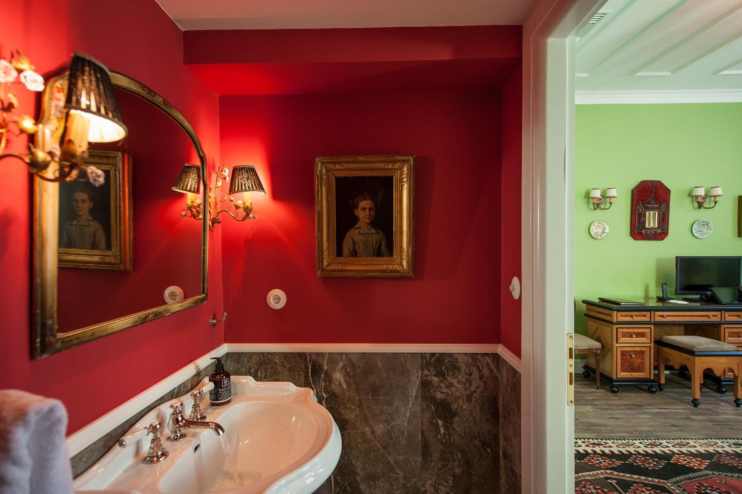 Luxury Suite - Split Level photo 3