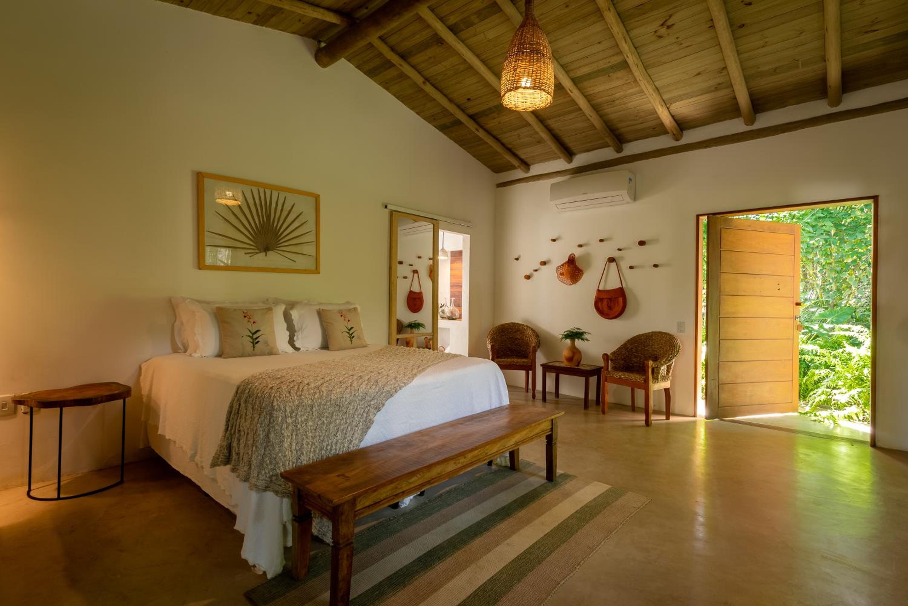 One-Bedroom House - Photo 6