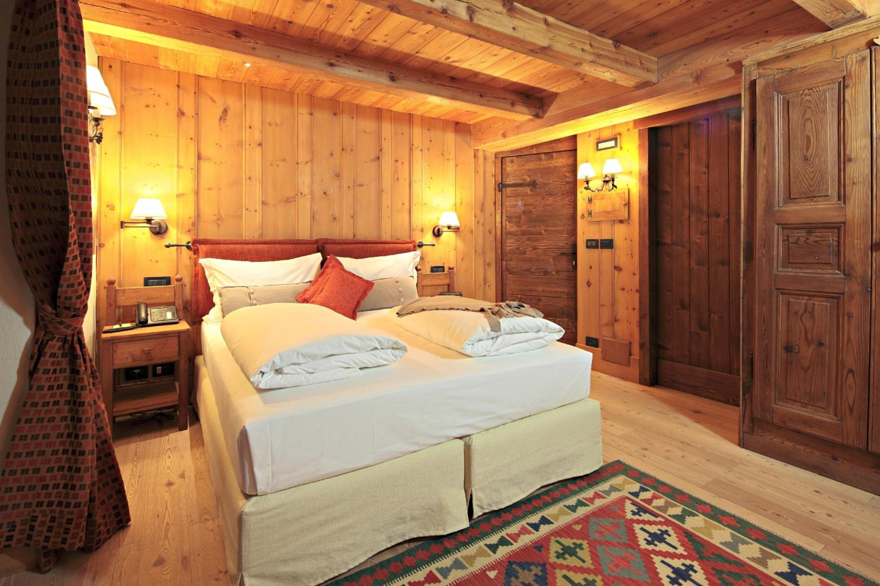 Superior Double or Twin Room - Photo 4