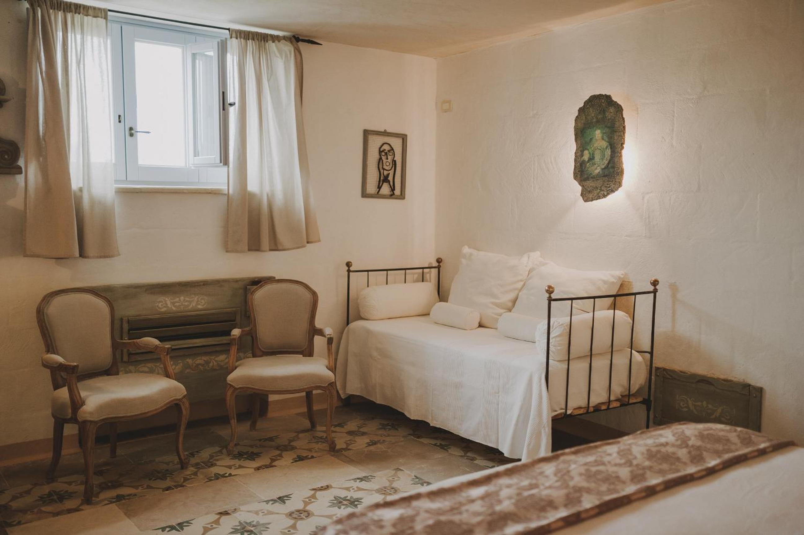 Deluxe Quadruple Room photo 2