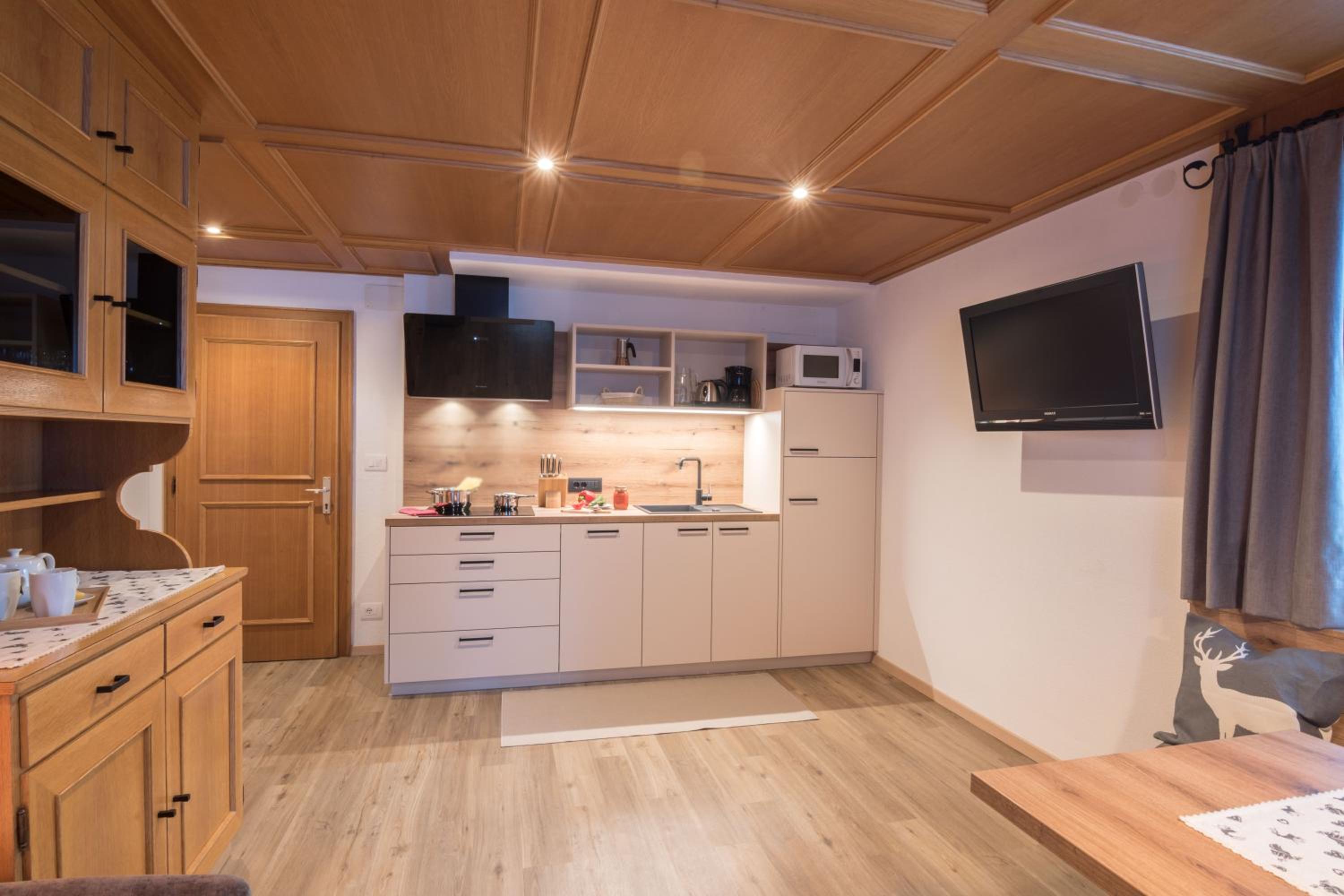 Apartment - Ground Floor photo 3