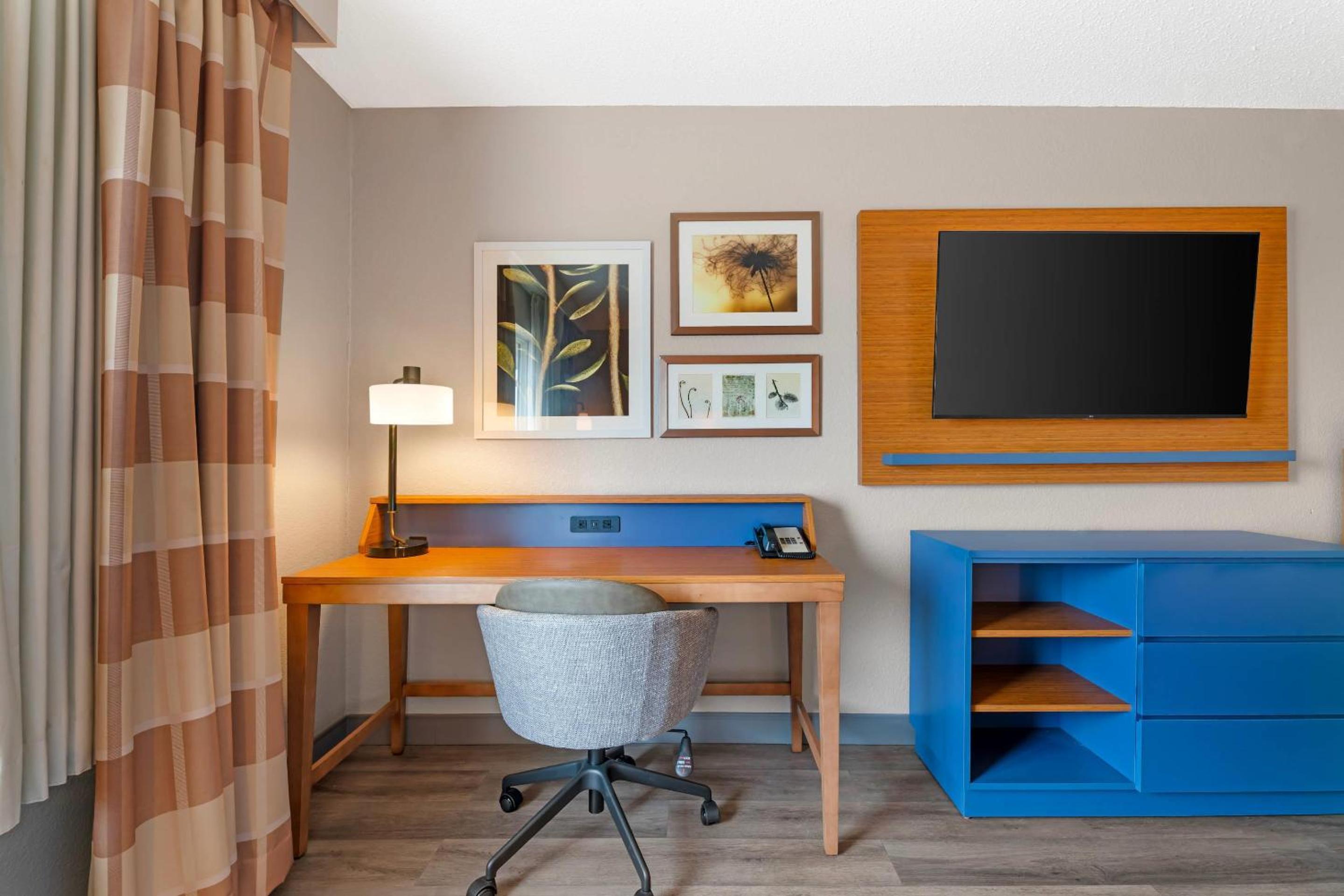 Country Inn & Suites by Radisson, West Bend, WI, Foto 3