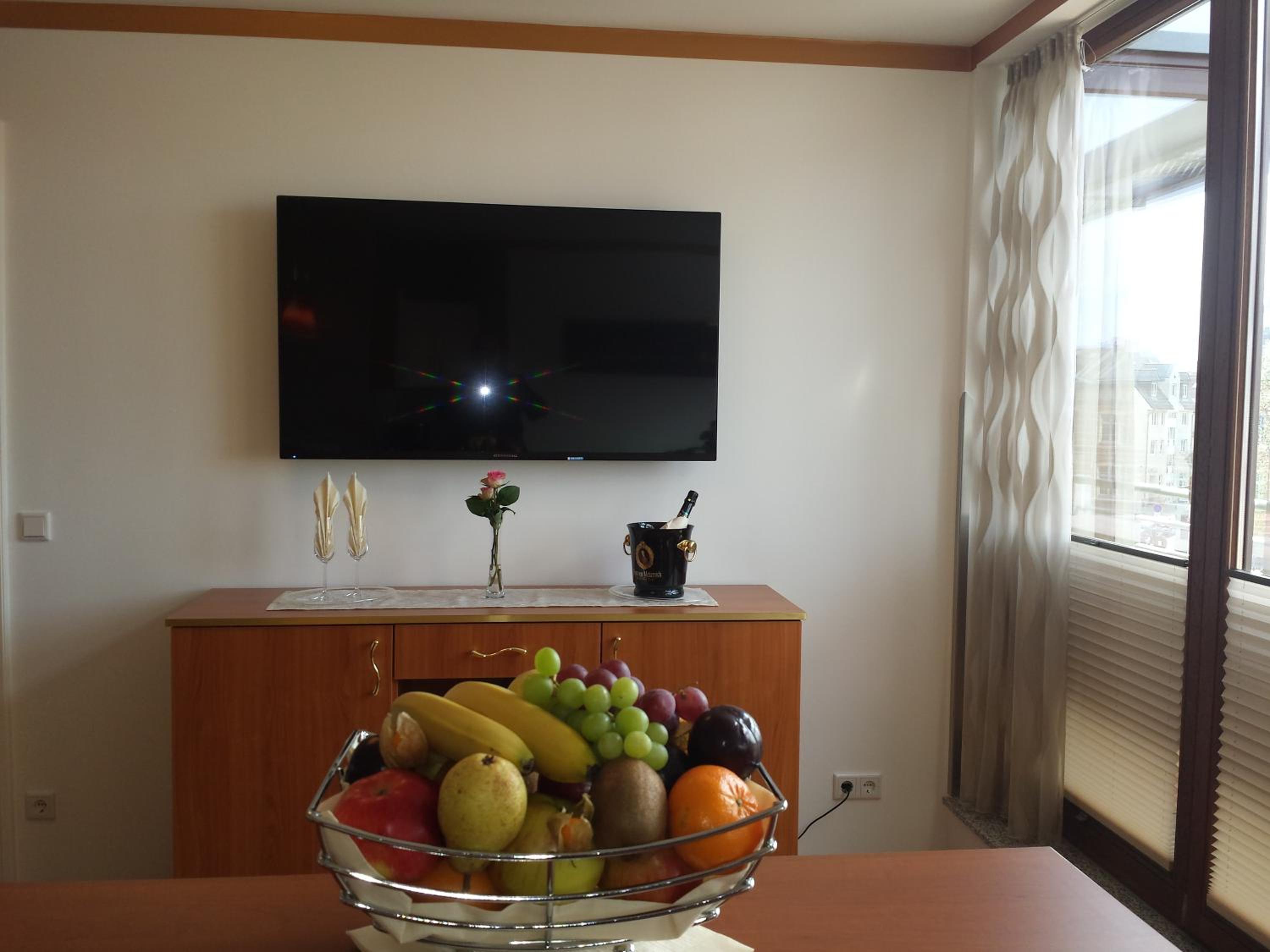 Deluxe Apartment With Balcony photo 1
