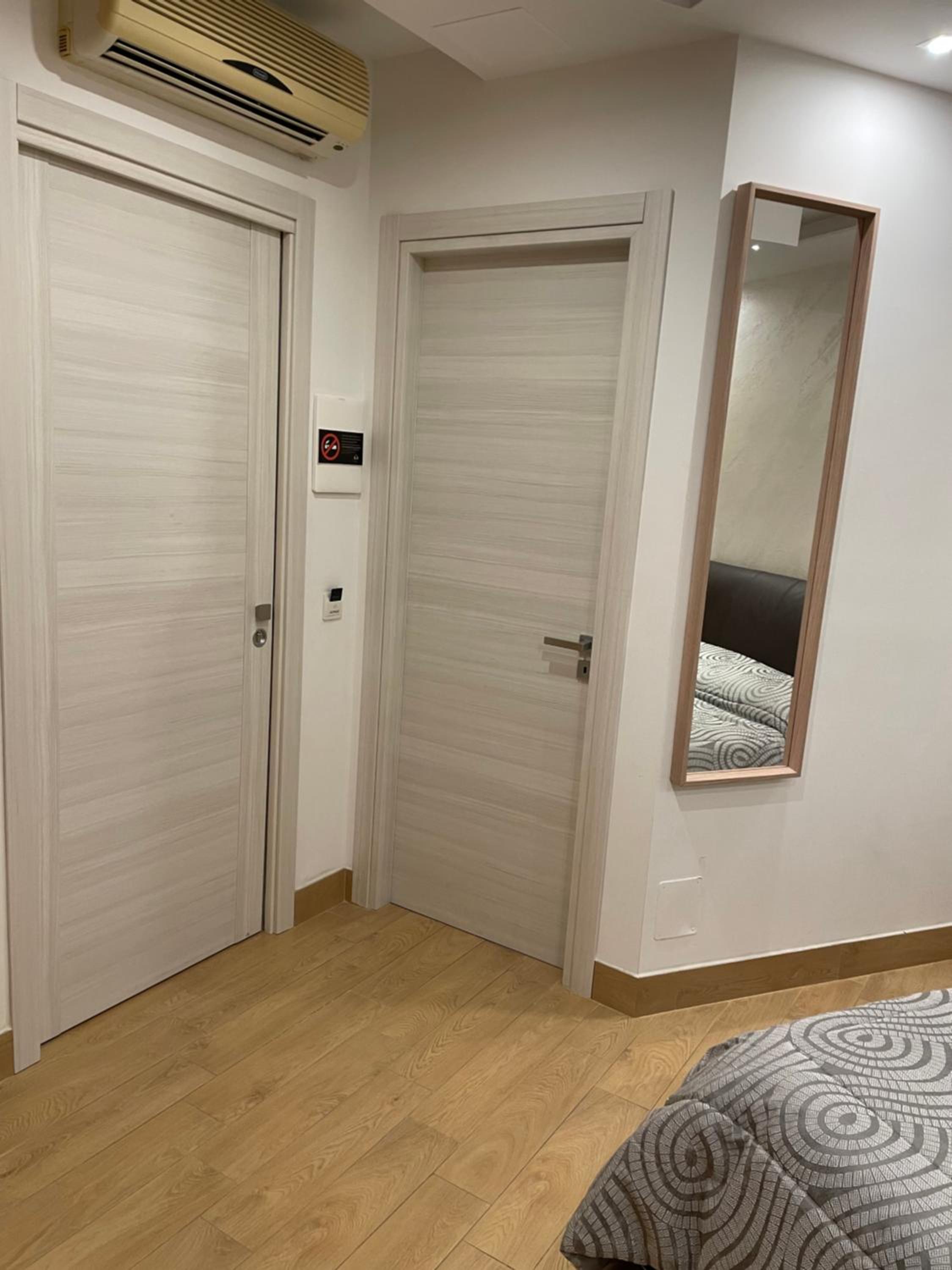 Deluxe Double Room with Shower