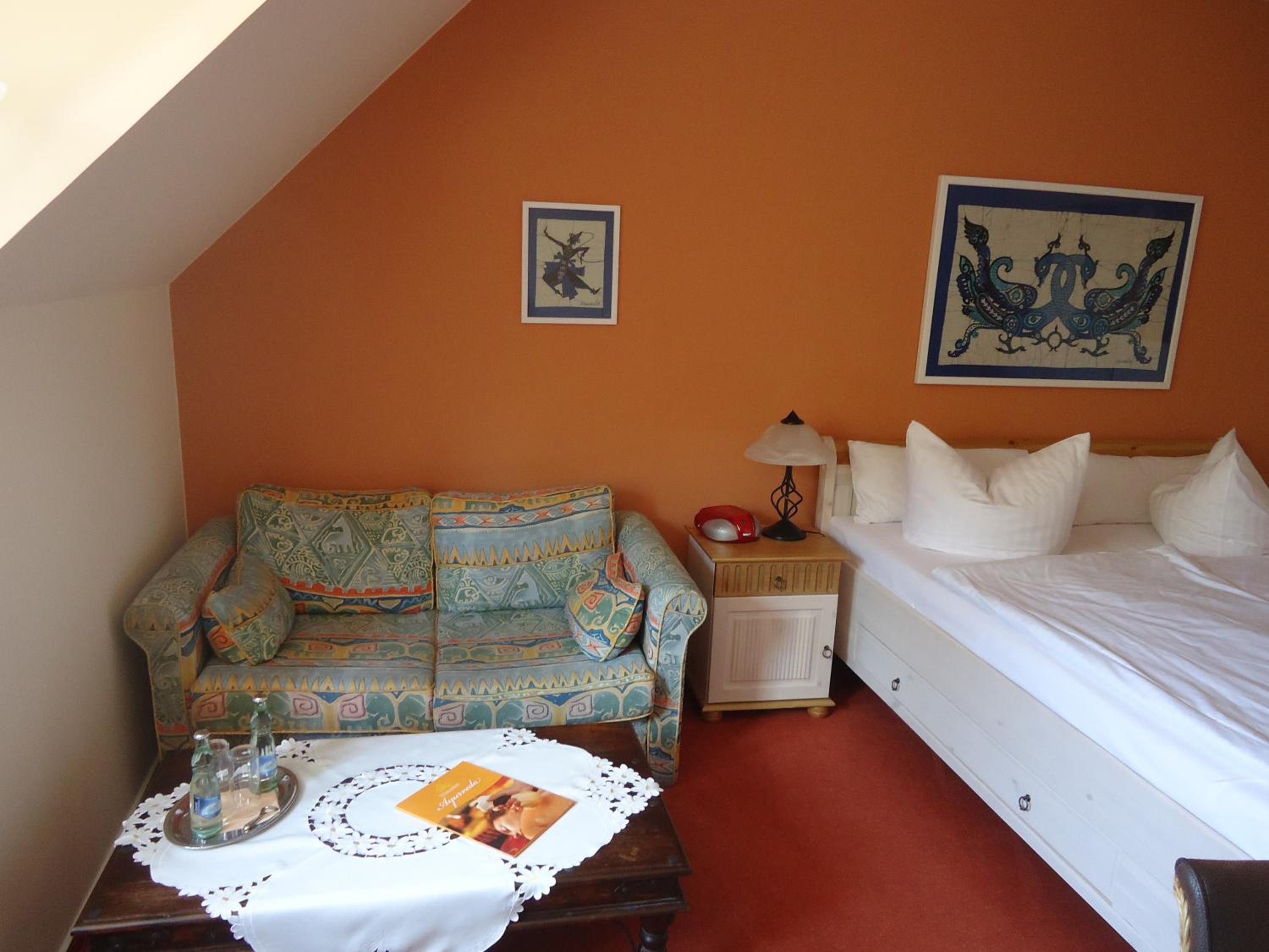 Double Room - Photo 5