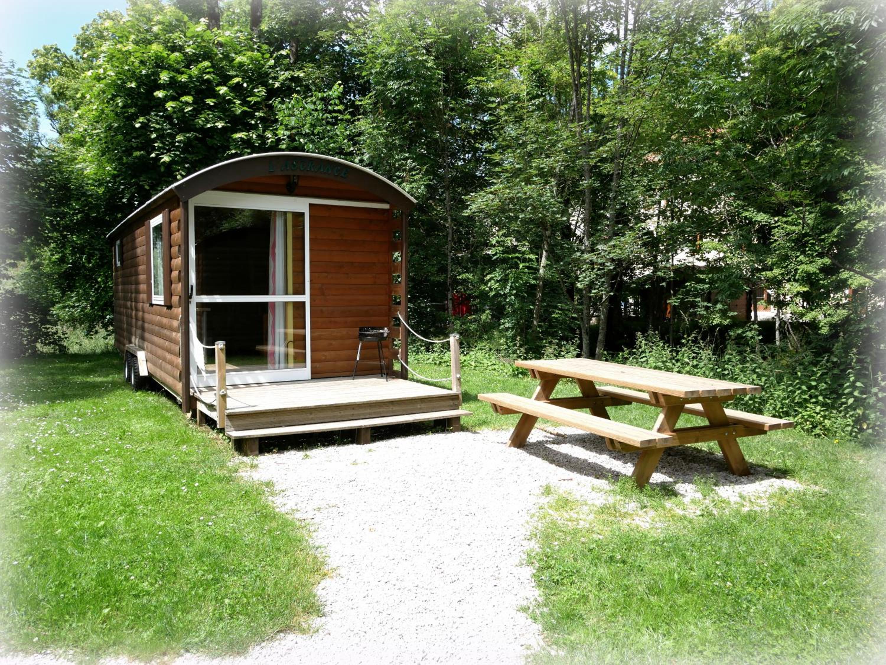 Bungalow with Patio