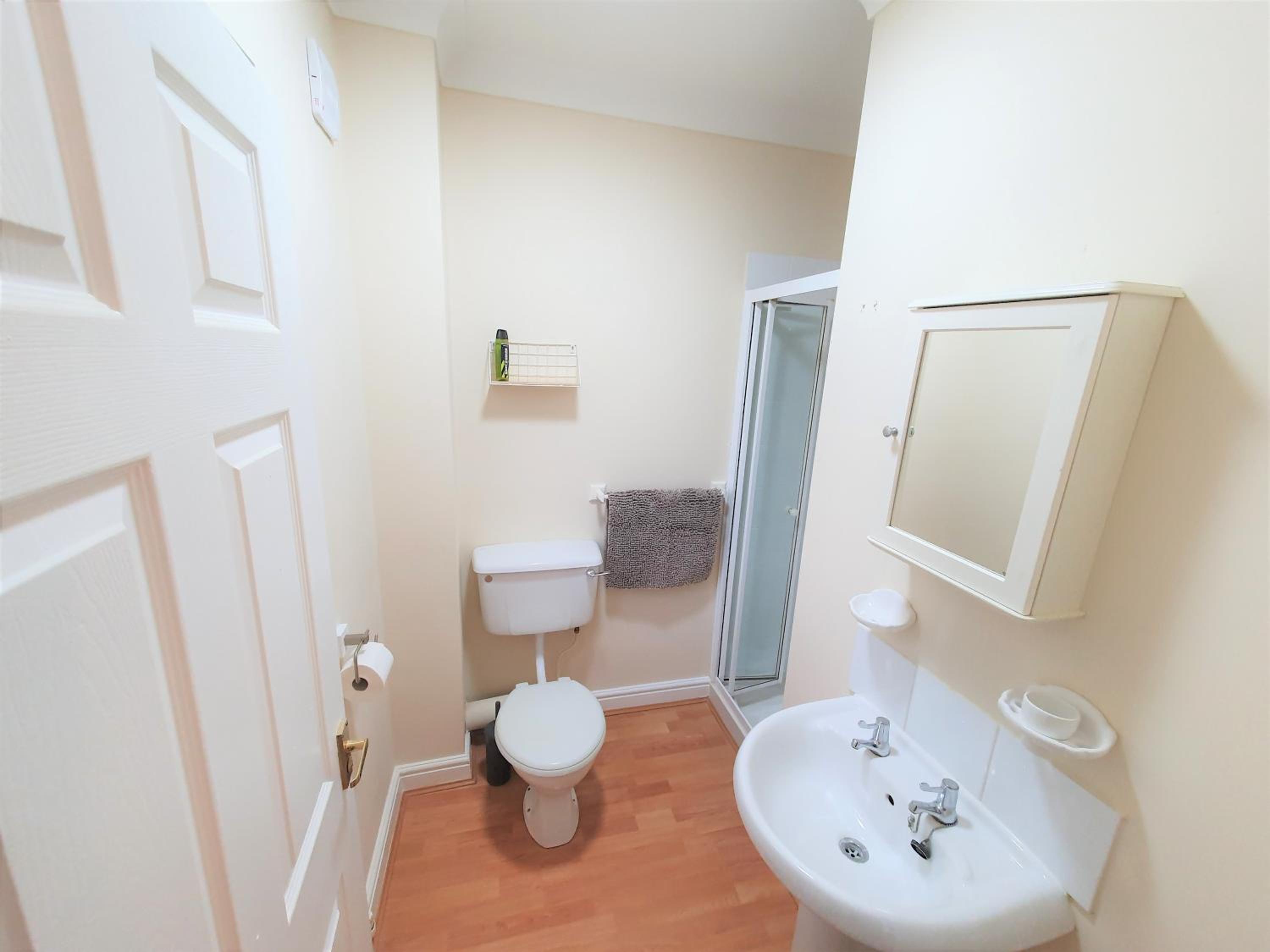 Two-Bedroom House photo 2