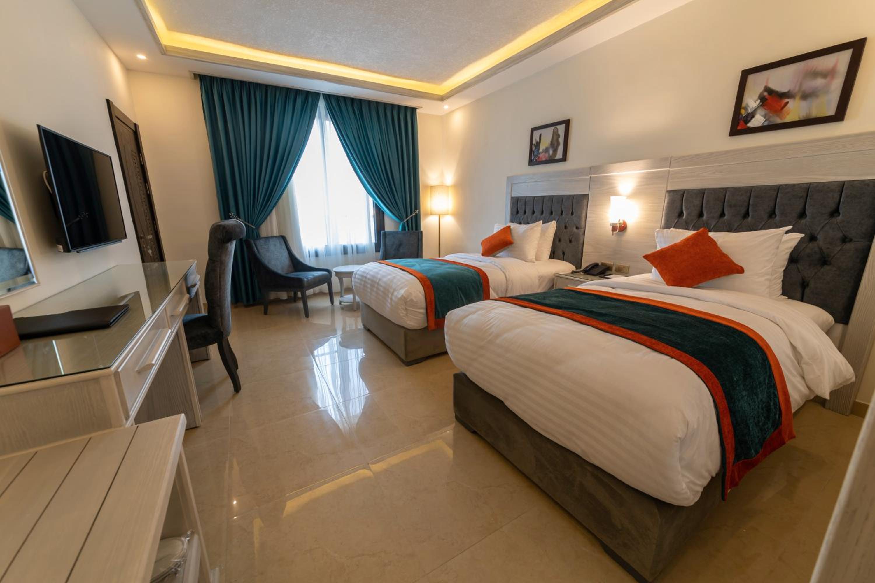 Deluxe Double Room photo 2