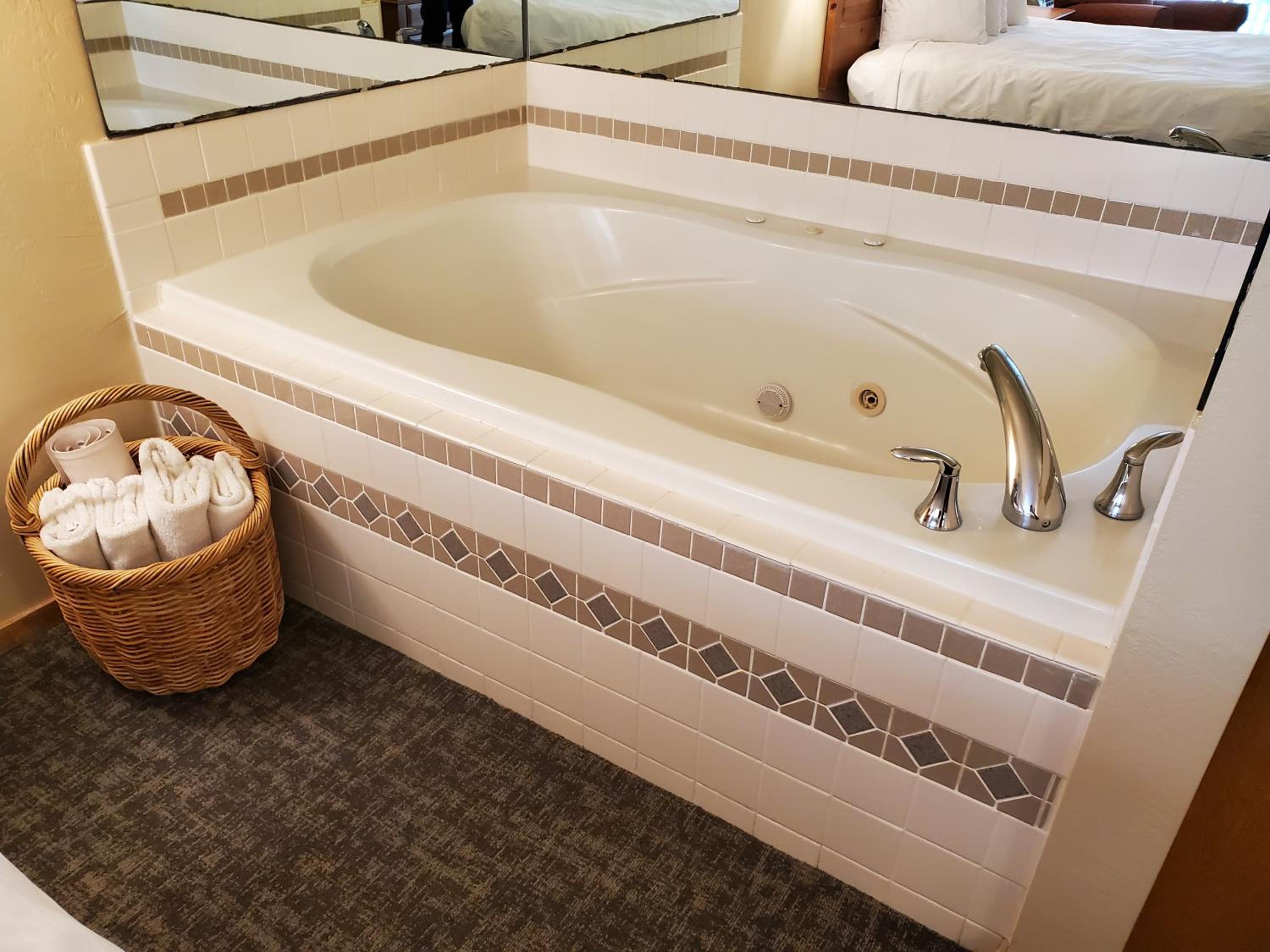 King Suite with Spa Bath photo 2
