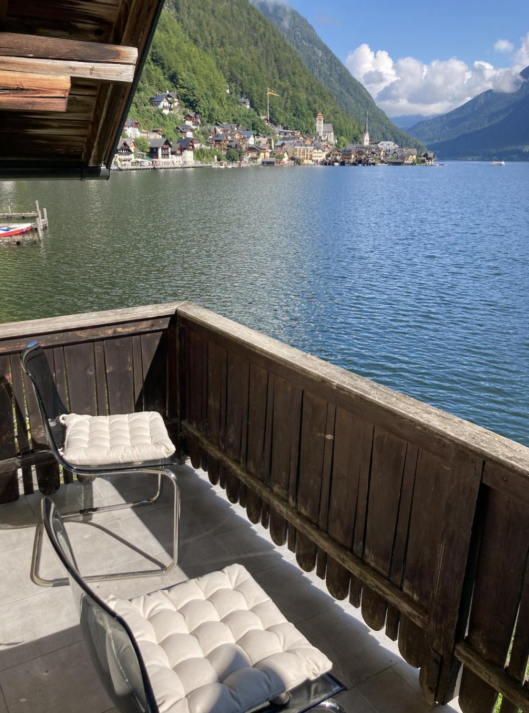 Double Room with Balcony - Photo 8