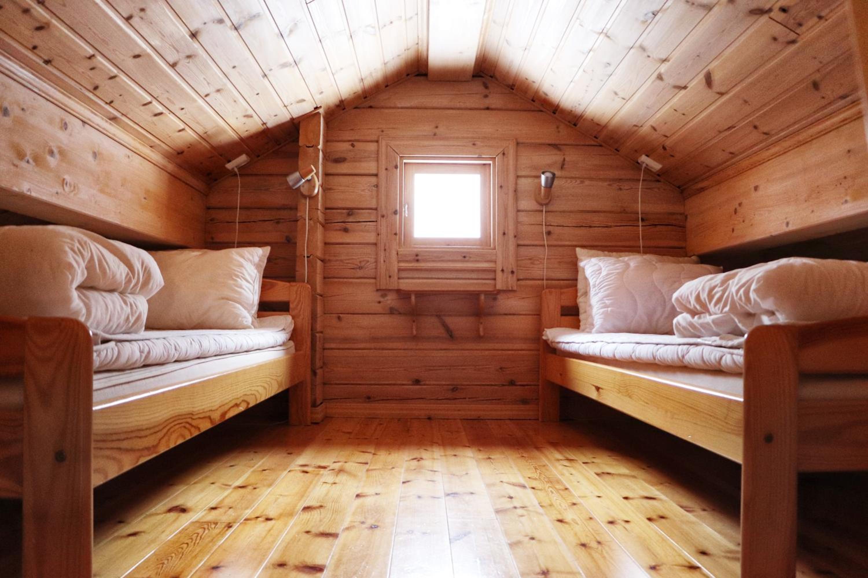 One-Bedroom Cottage - Photo 3
