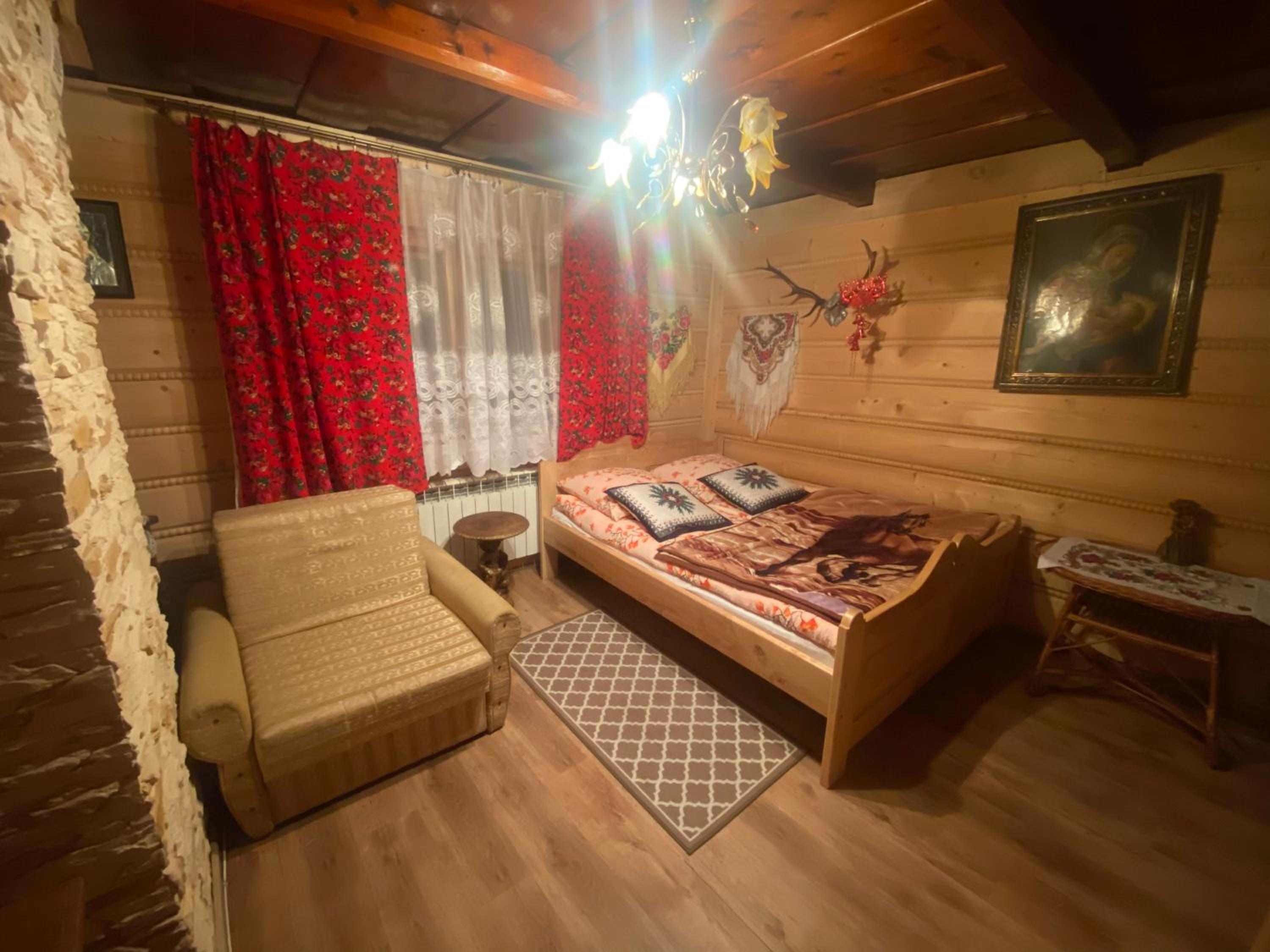 Triple Room with Bathroom - Photo 3