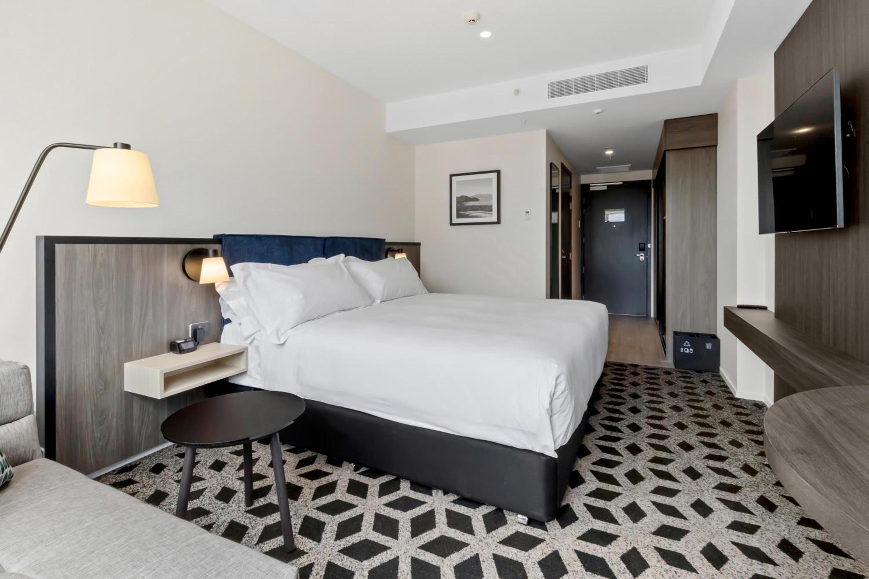 Standard King Room - Photo 1