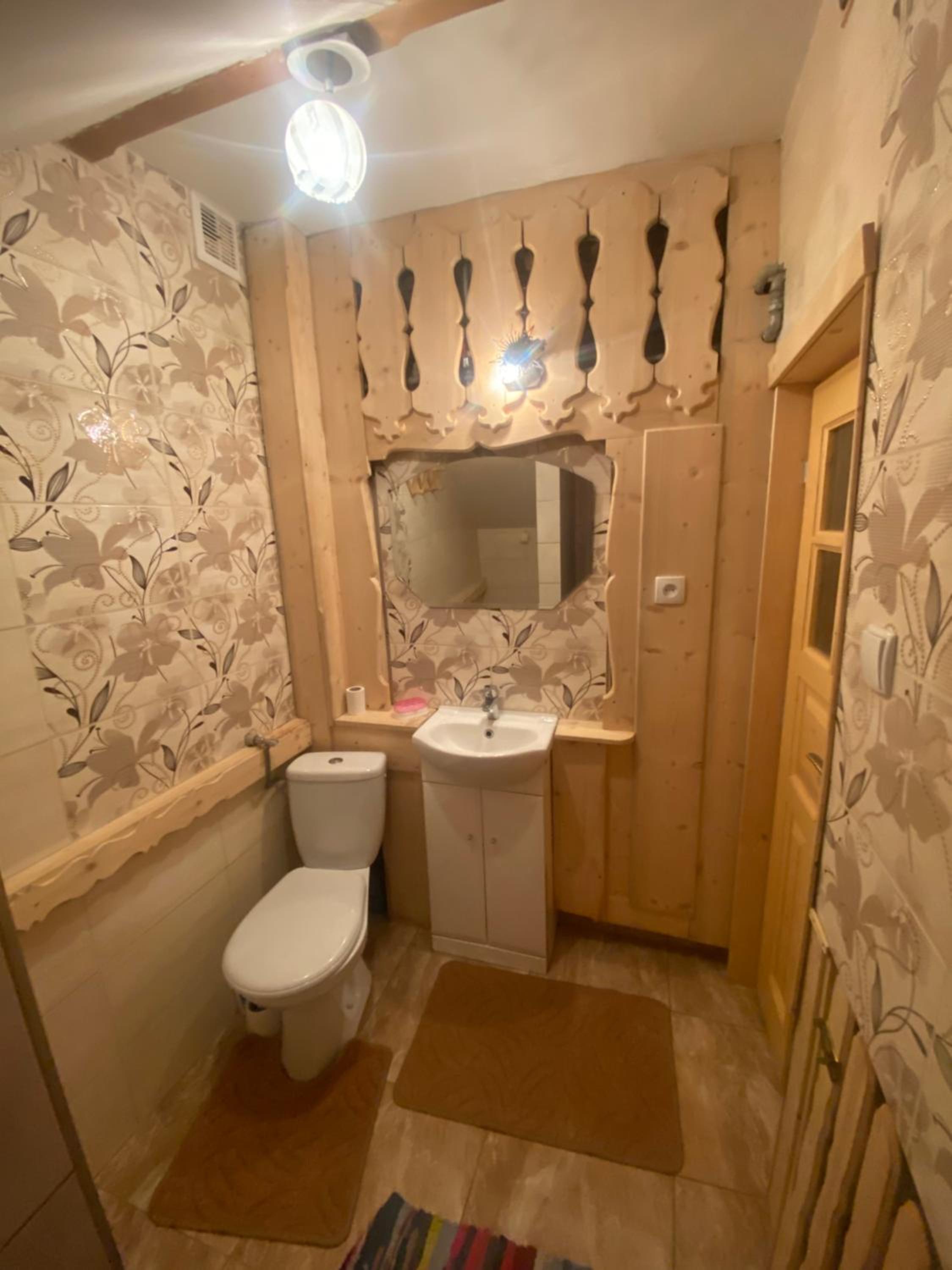 Two-Bedroom Apartment - Photo 3