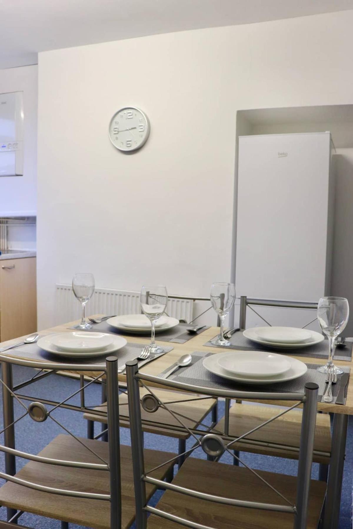 Two-Bedroom Apartment - Photo 10