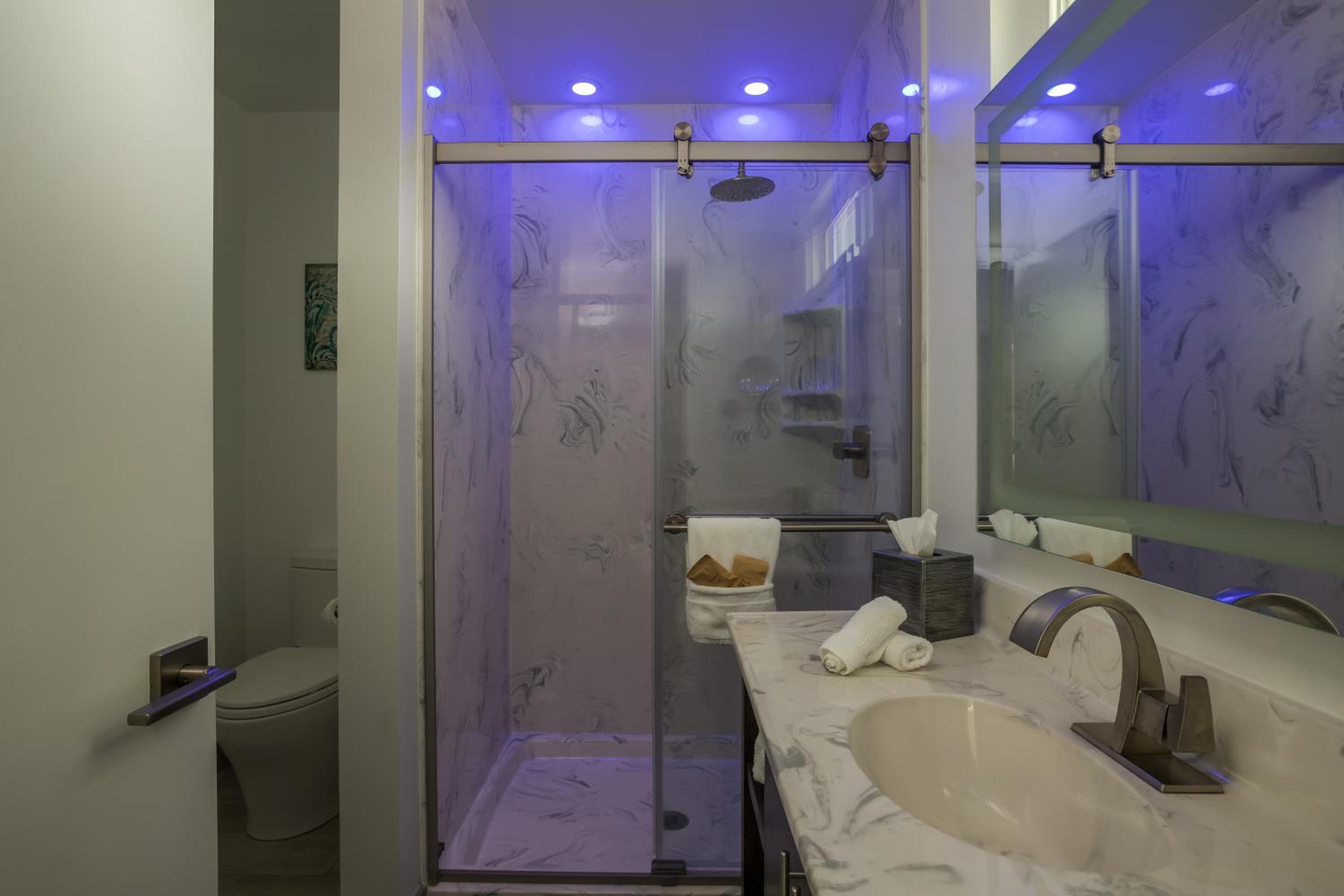 Deluxe Queen Room - Photo 3