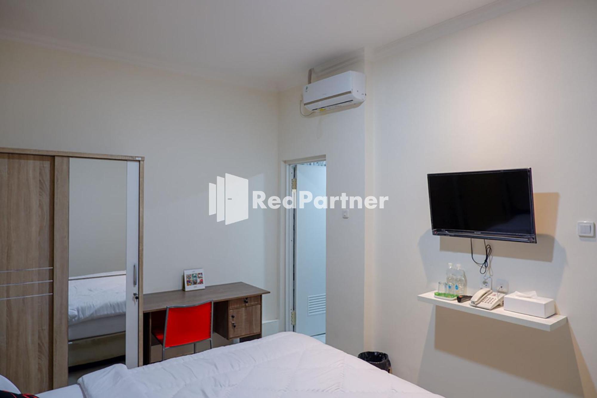 Deluxe Room - Photo 4