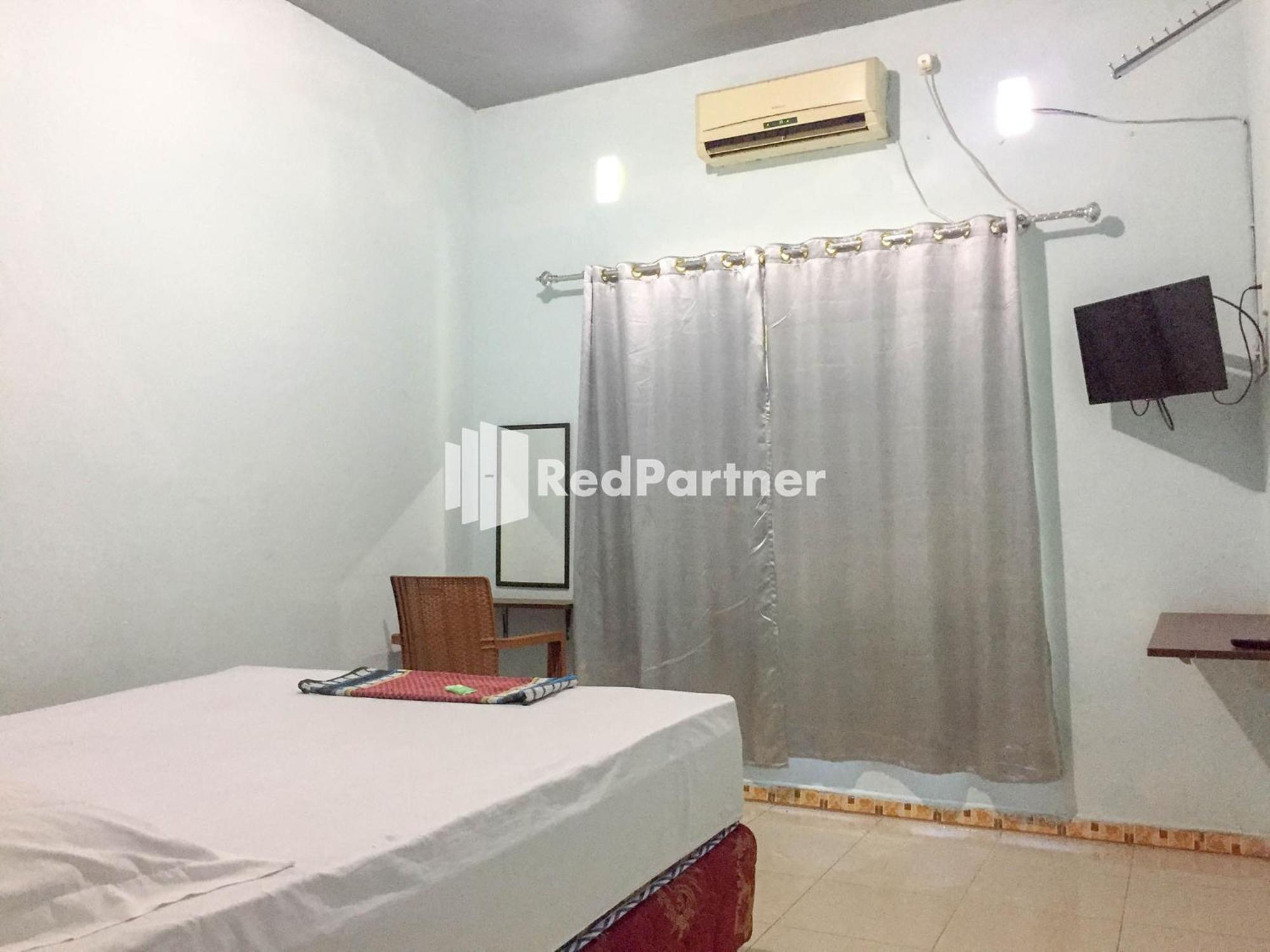 Economy Double Room photo 3