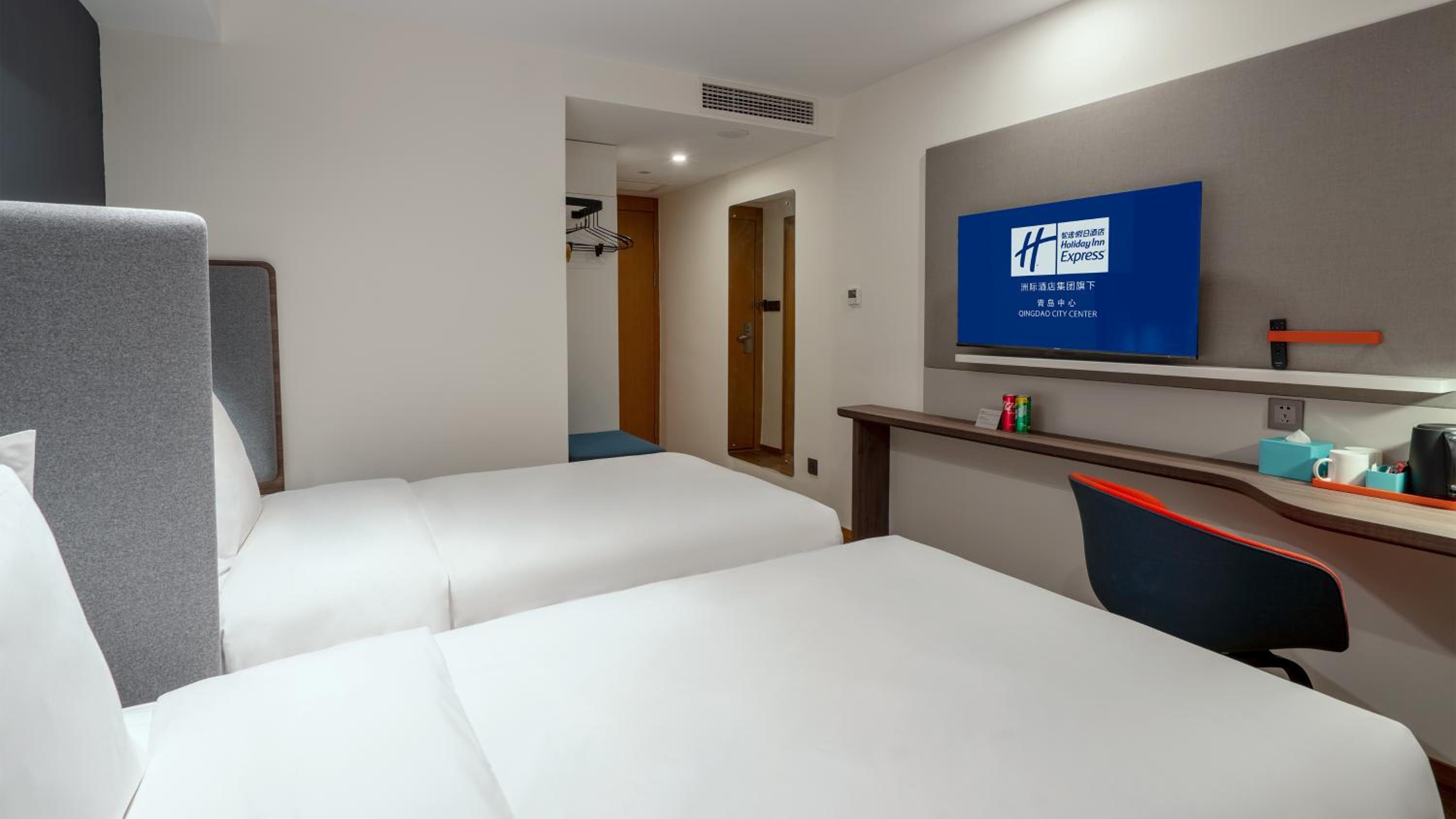 Standard Twin Room - Photo 2