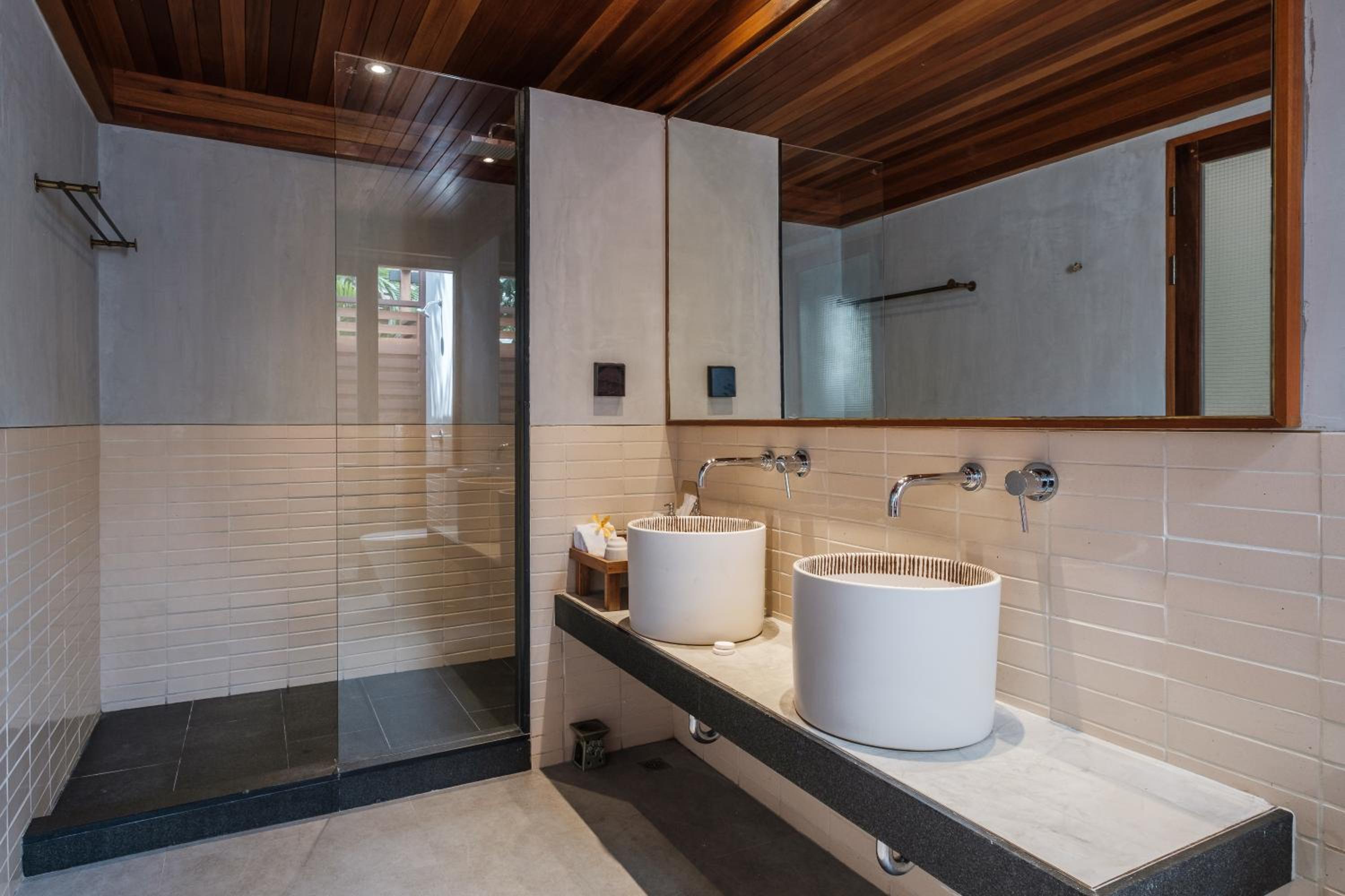 Executive Suite photo 2