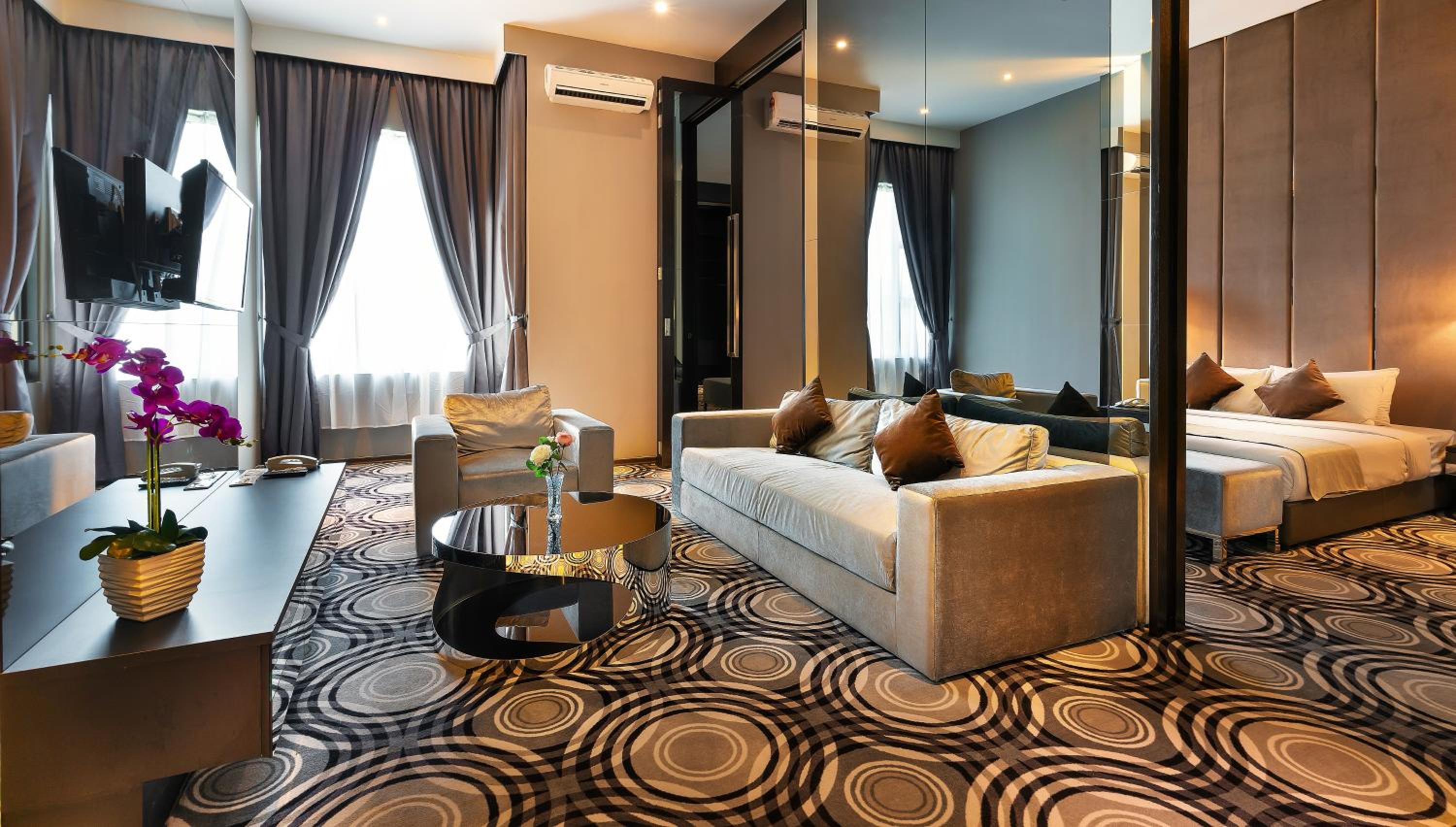 Junior Suite Room - Photo 17