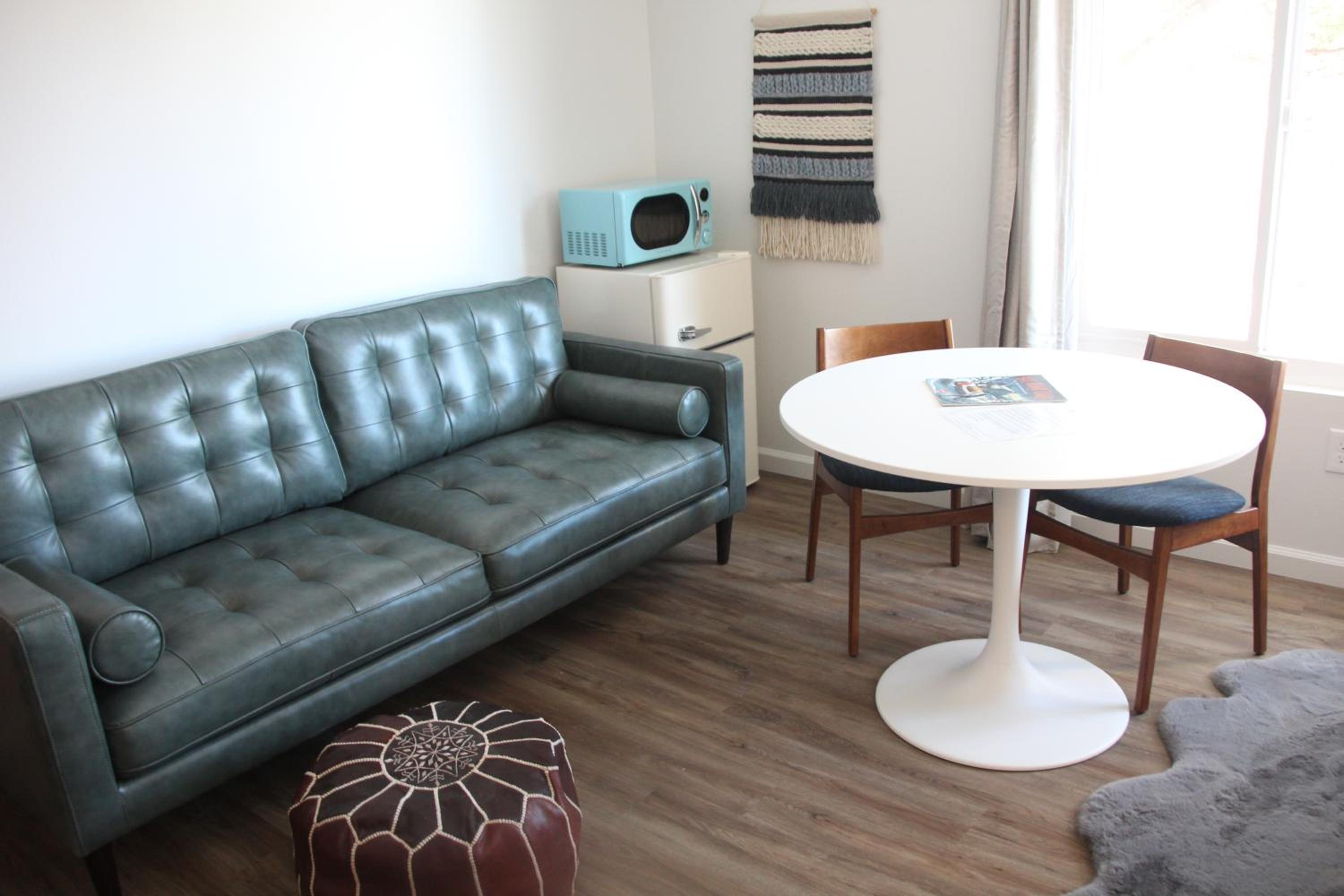 Superior King Suite - Photo 8
